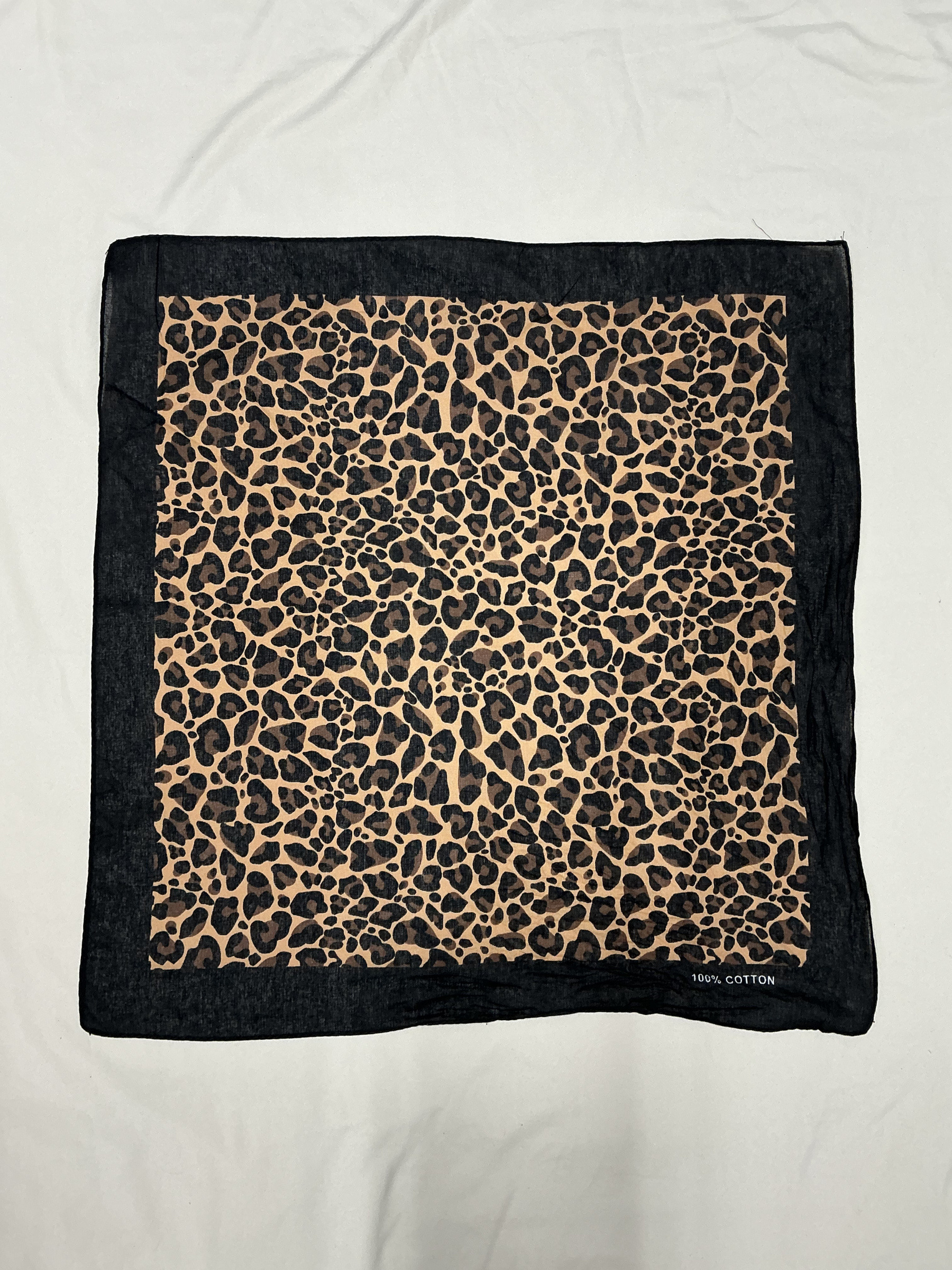 Mayorista KIS₂ - BANDANA PARA CABELLO VENTA EN PAQUETE DE 12 PIEZAS CON DISEÑOS