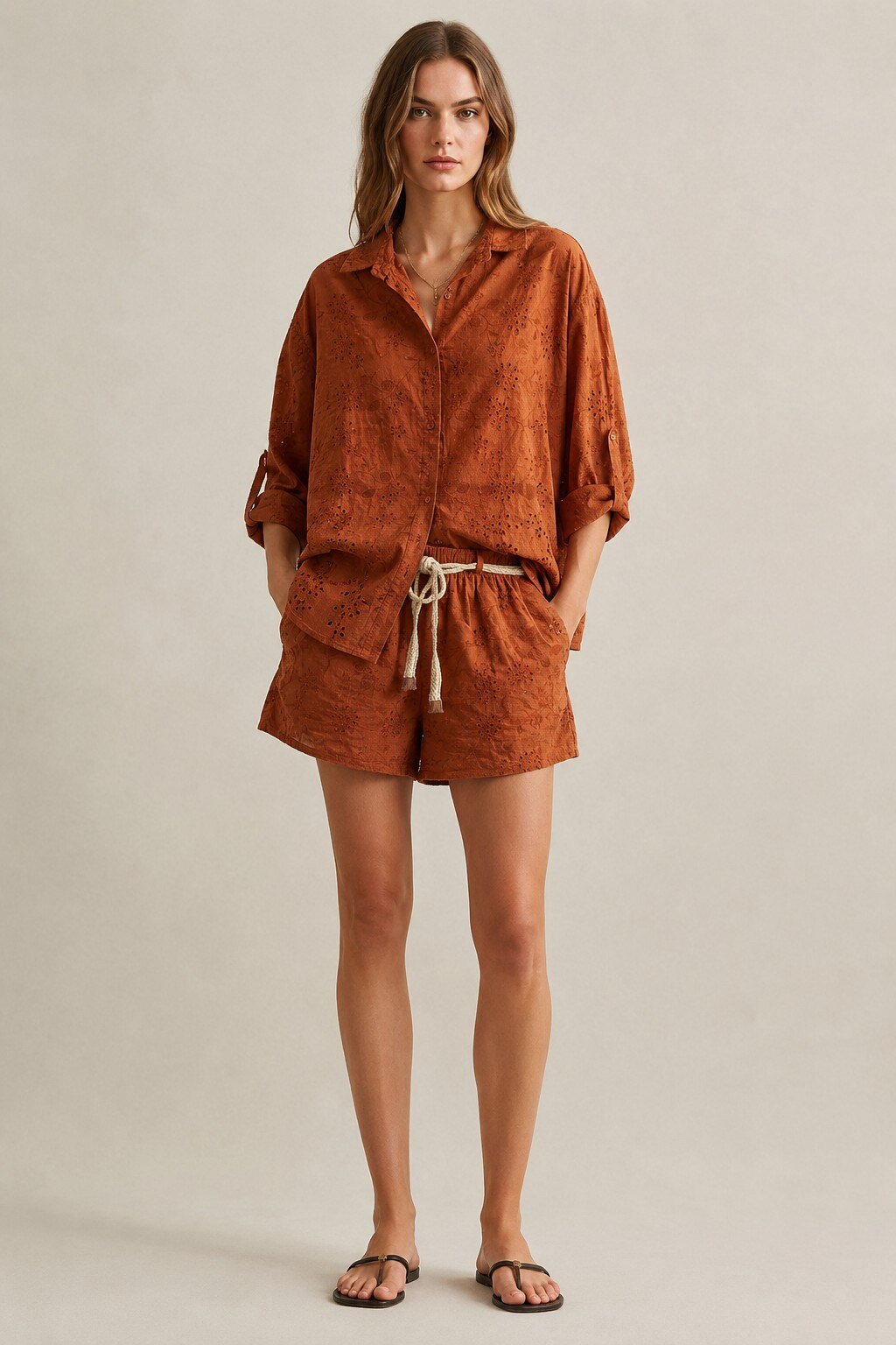 Grossista KIS₂ - CAMICIA LUNGO A SANGALLO VESTIBILITA FORTE COMODE CON COLLETTO MANICA LUNGA TAGLIA UNICA