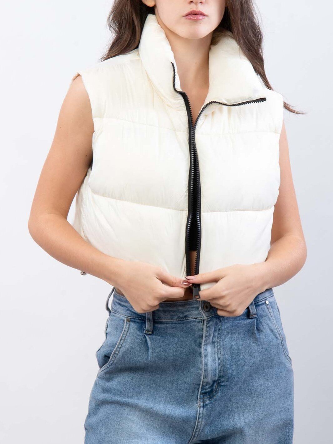 Grossiste KIS₂ - DOUDOUNE FEMME SANS MANCHES VESTE SPORT CHIC COL MONTANT AVEC ZIP DEVANT COULEUR UNIE TAILLE UNIQUE