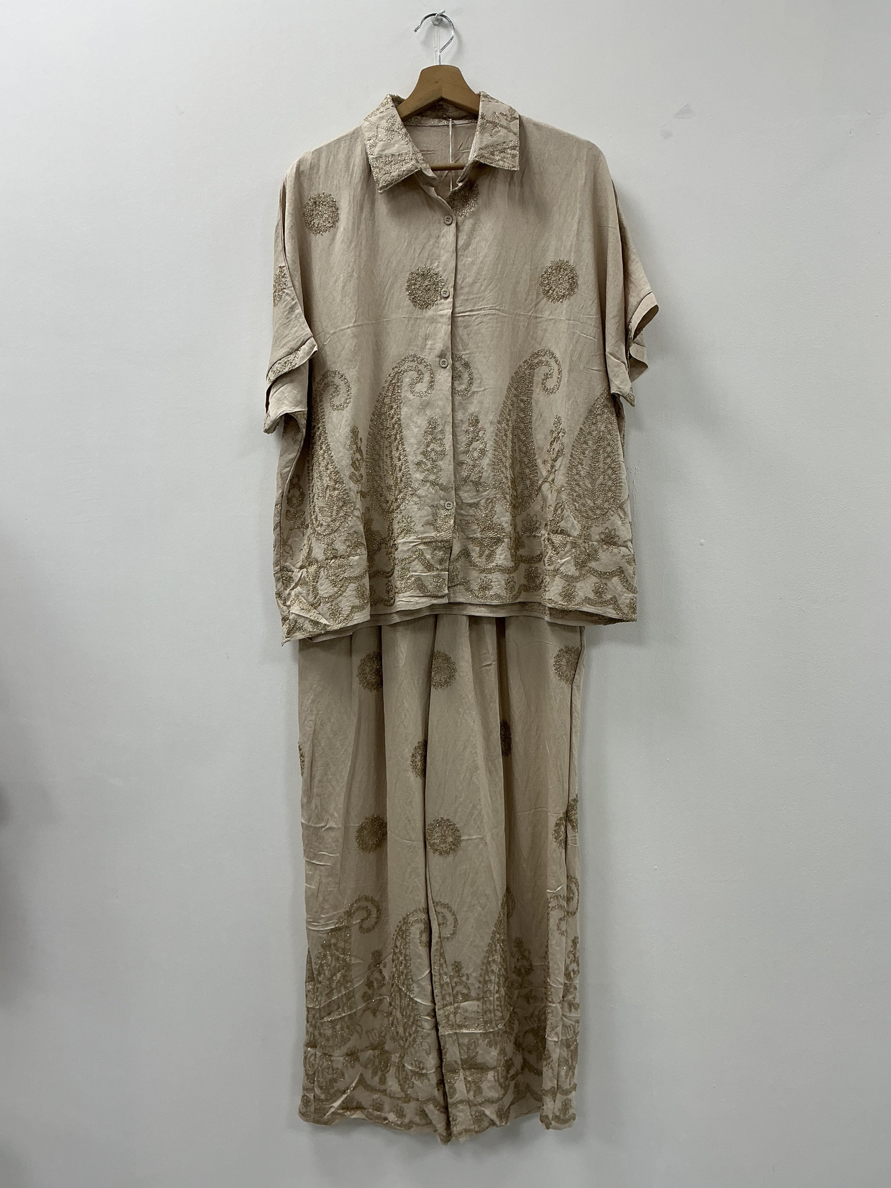 Mayorista KIS₂ - CONJUNTO DE CAMISA Y PANTALÓN CON ESTAMPADO AJUSTE CÓMODO GRANDE LIGERO TALLA ÚNICA