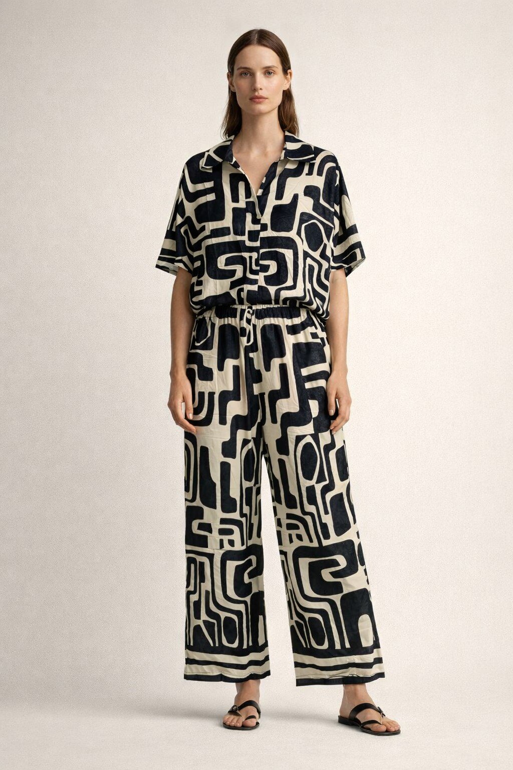 Wholesaler KIS₂ - LIGHTWEIGHT SHIRT AND PANTS SET WITH PRINT, LOOSE AND COMFORTABLE FIT, ONE SIZE