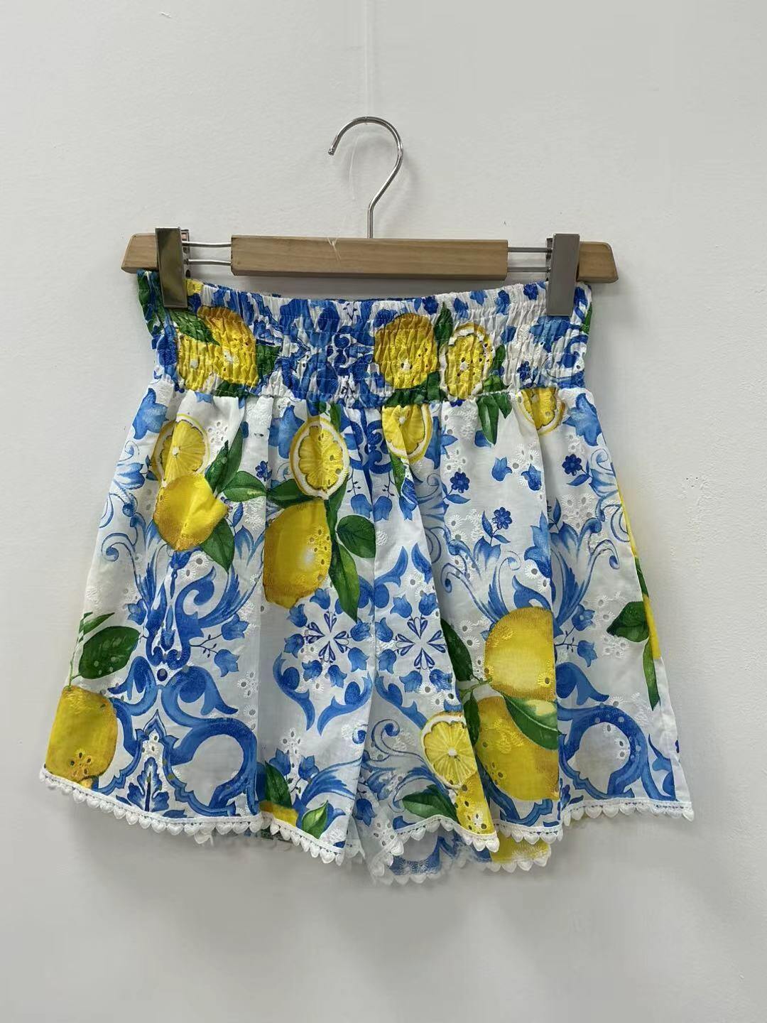 Großhändler KIS₂ - ELASTISCHE LOCHSTICKEREI-SHORTS MIT VERSCHIEDENEN ZITRONENPRINTS EINHEITSGRÖSSE