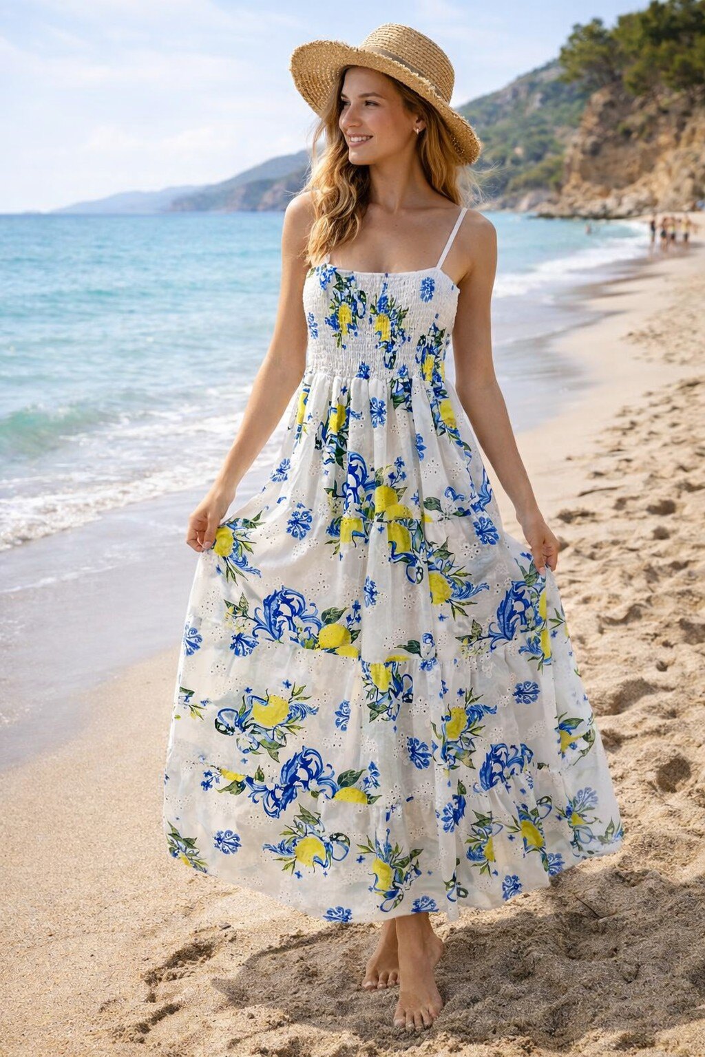Wholesaler KIS₂ - WOMEN'S LONG DRESS IN EYELET FABRIC WITH LEMON PRINT