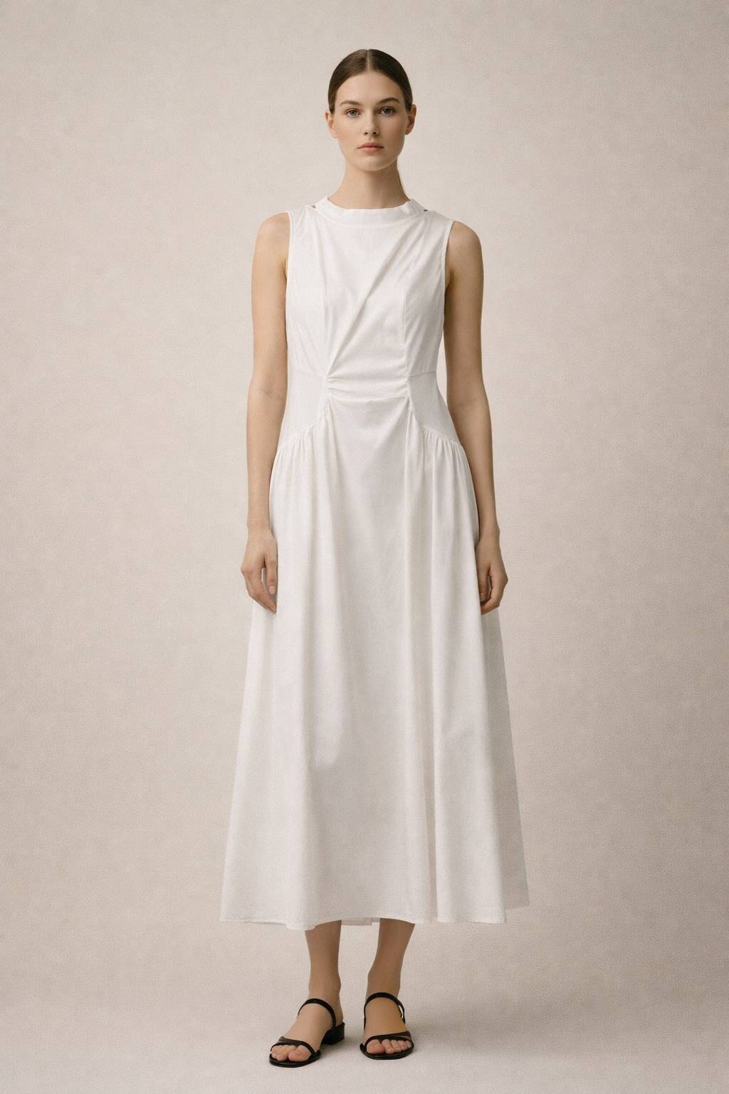 Grossiste KIS₂ - ROBE LONGUE SANS MANCHES LÉGÈRE ET CONFORTABLE AVEC NŒUD DERRIÈRE OUVERT UNIE TAILLE UNIQUE