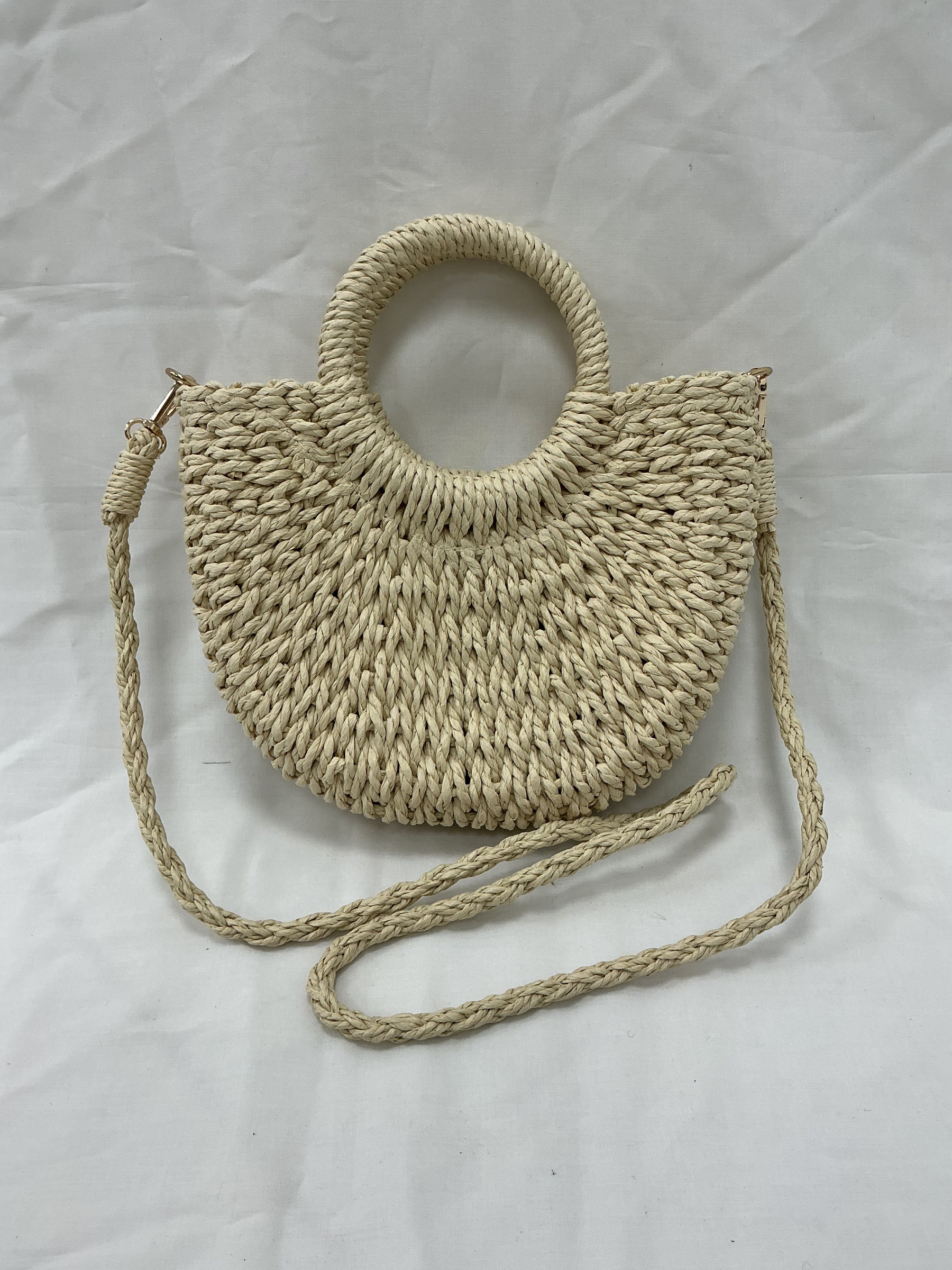 Grossista KIS₂ - BORSA IN PAGLIA A TRACOLLA O MANO COMODA GRANDEZZA 23X18X8