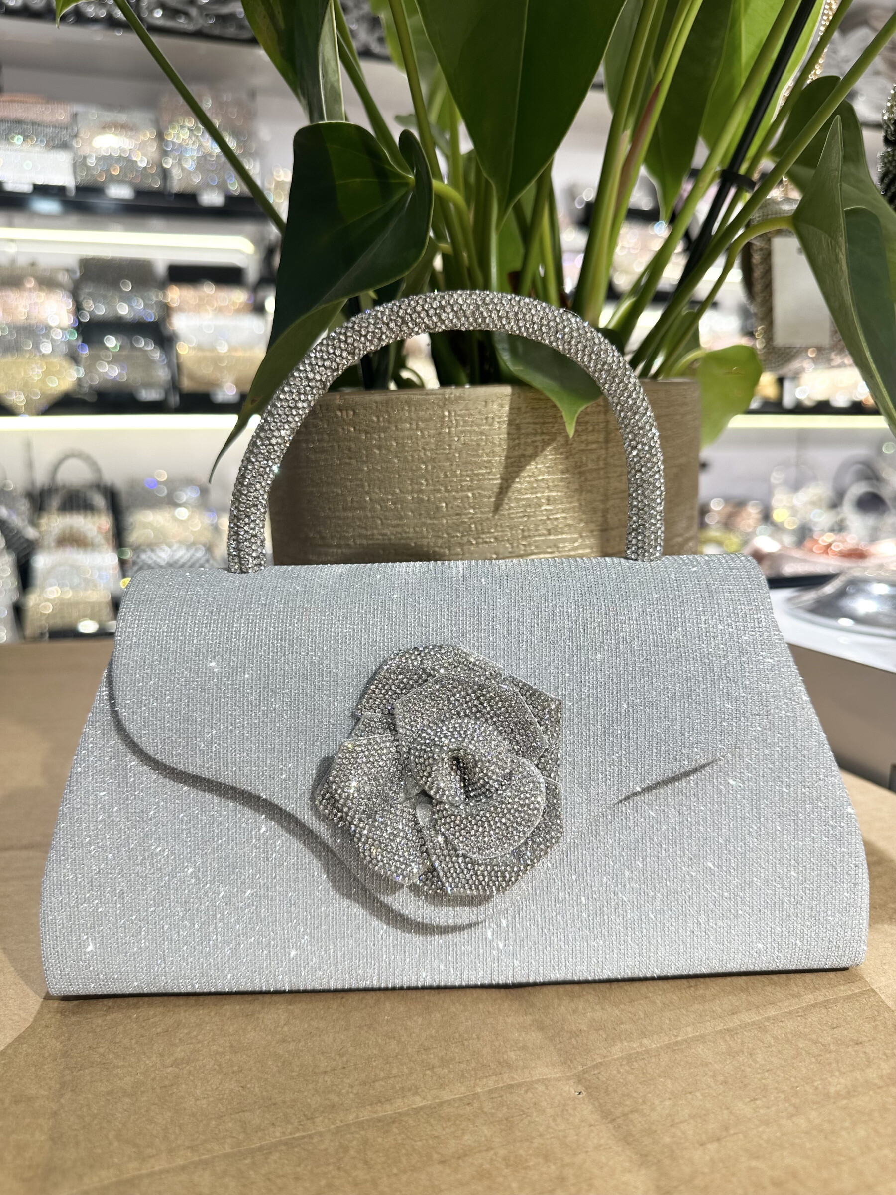 Grossiste KL - Sac soirée avec fleur en strass