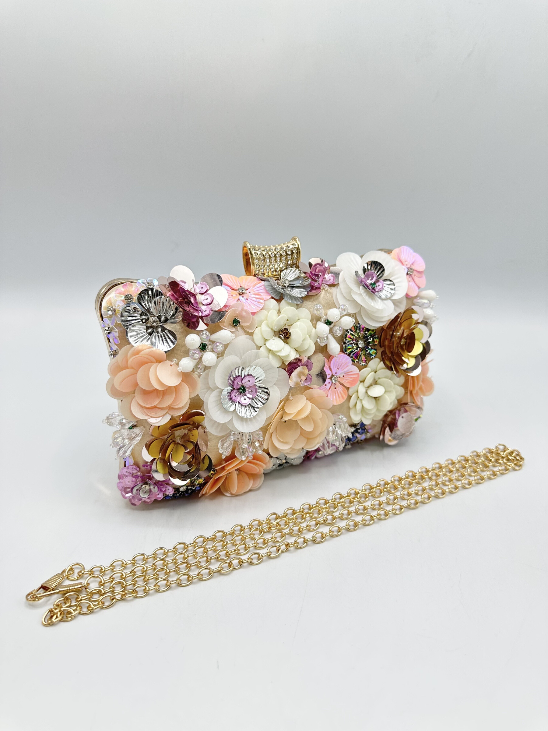 Großhändler KL - Minaudiere mit Blumen