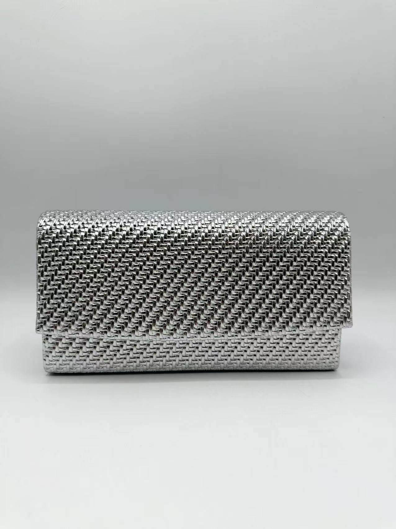 Wholesaler KL - Flap clutch with embossed design
