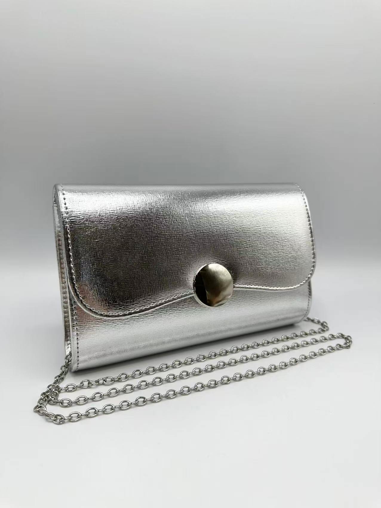 Wholesaler KL - Shiny flap clutch