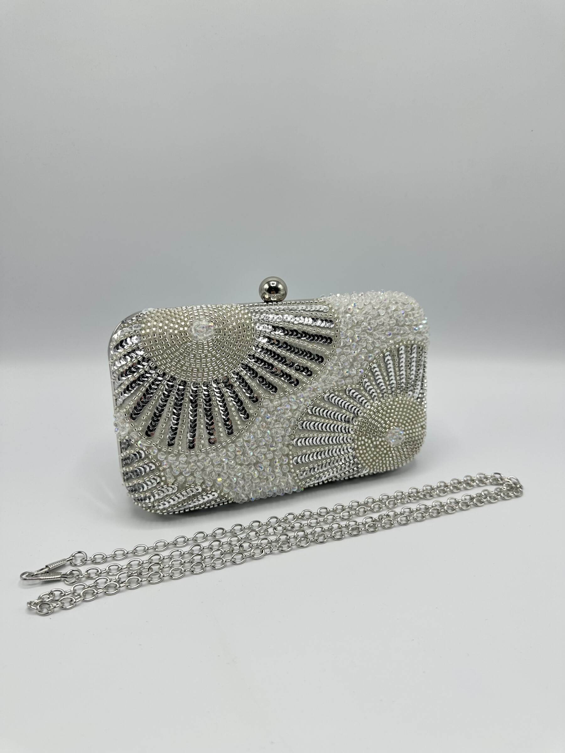 Wholesaler KL - Minaudière Sequins and Pearls