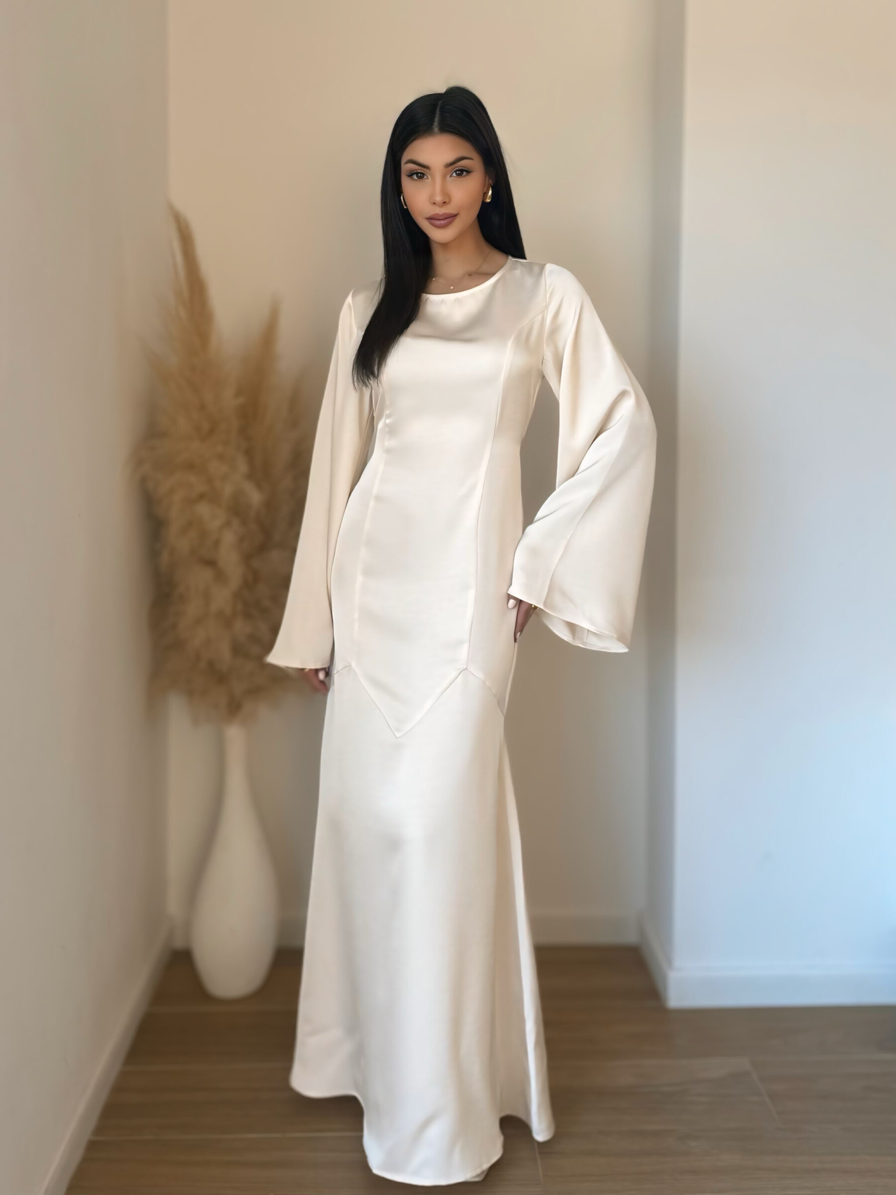 Großhändler Koolook - Langes Satinee -Kleid