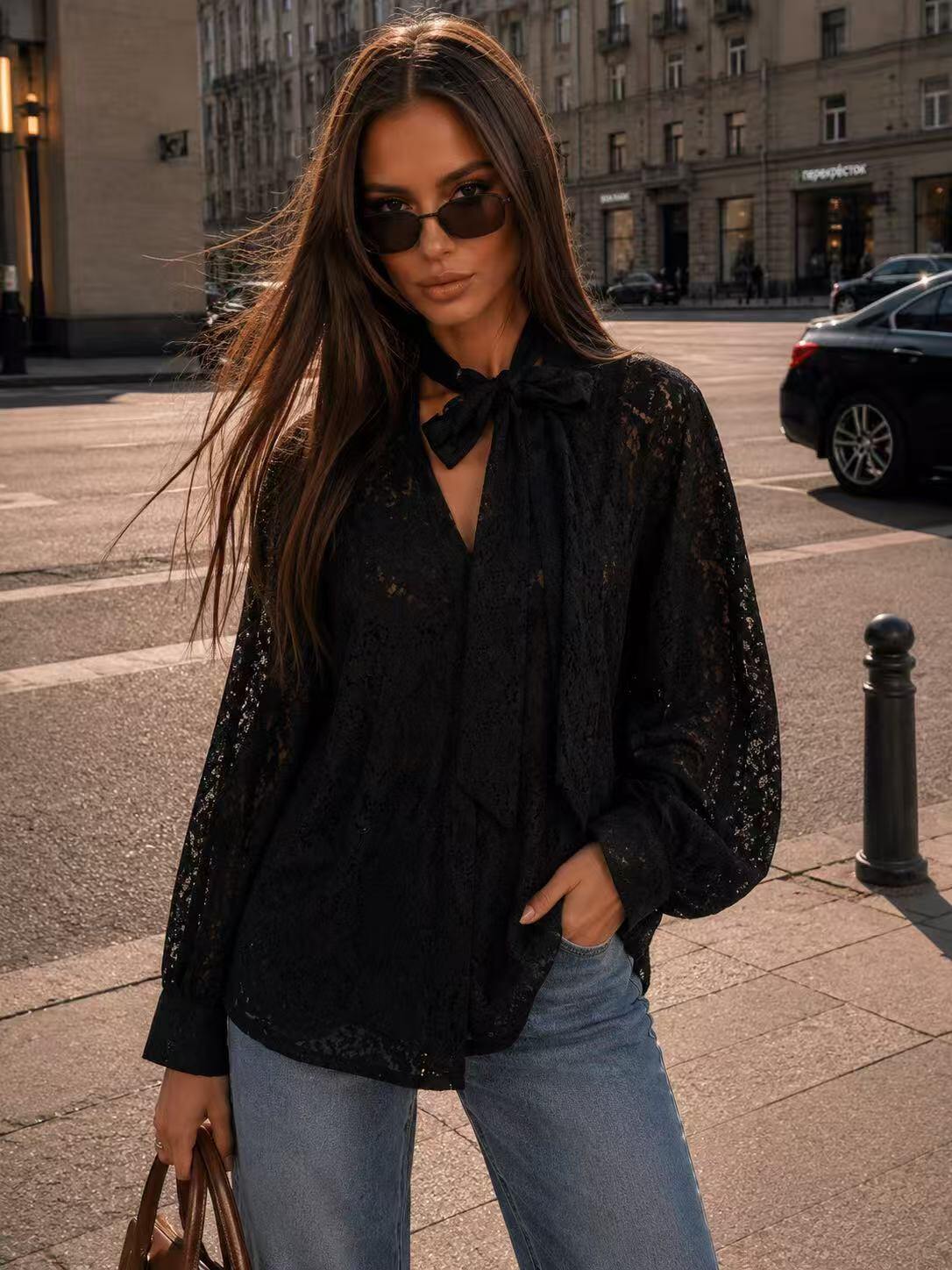Wholesaler Kothè - Women's nylon blouse with floral lace