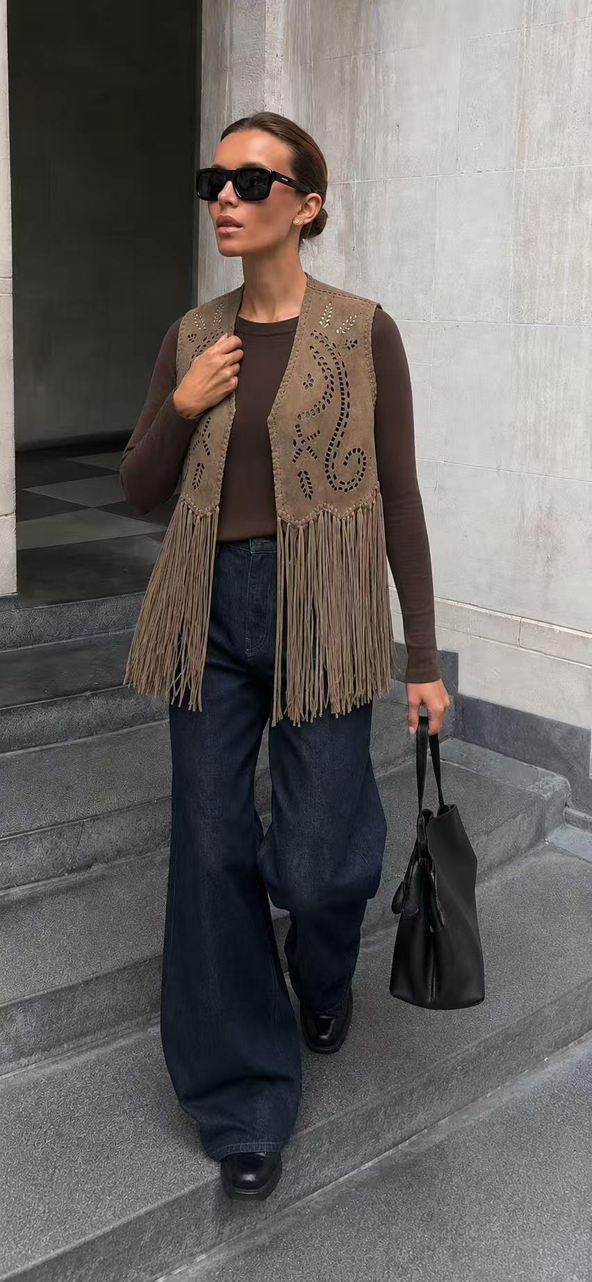 Wholesaler Kothè - Women's long vest with fringes and cut-out details