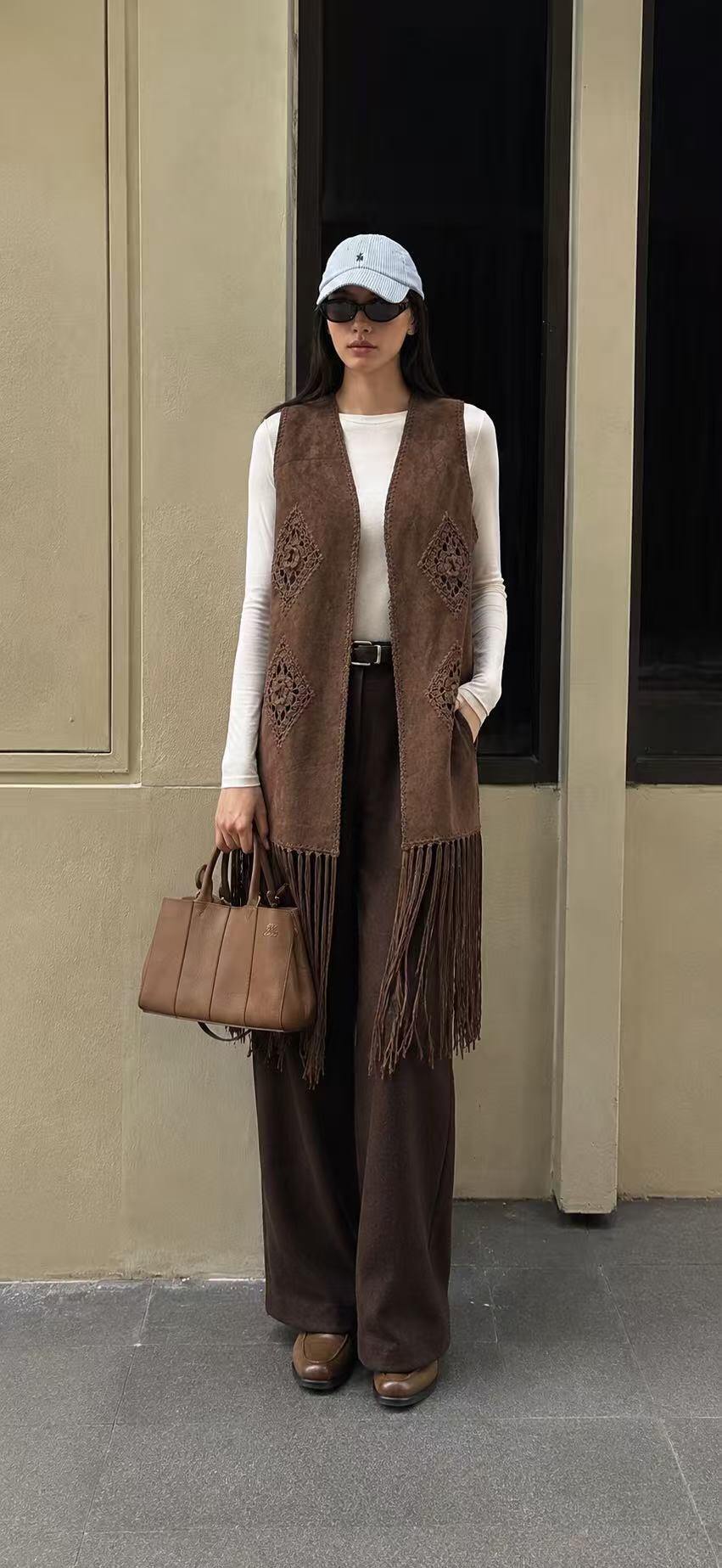Wholesaler Kothè - Women's long vest with fringes and cut-out details