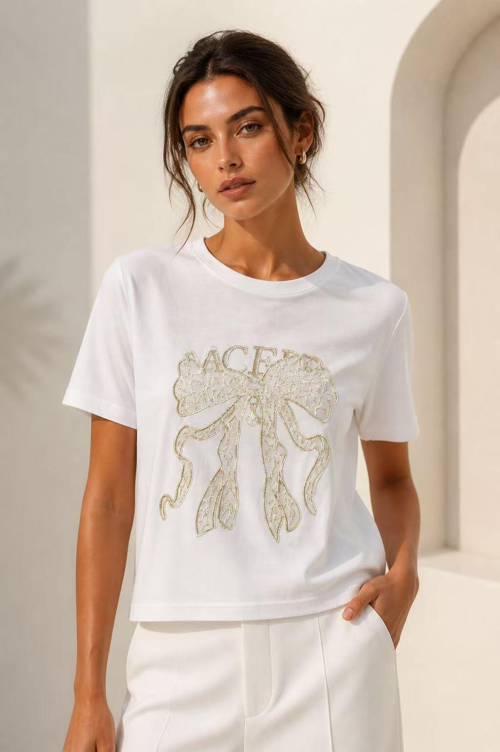 Mayorista Kothè - Camiseta de algodón para mujer con encaje