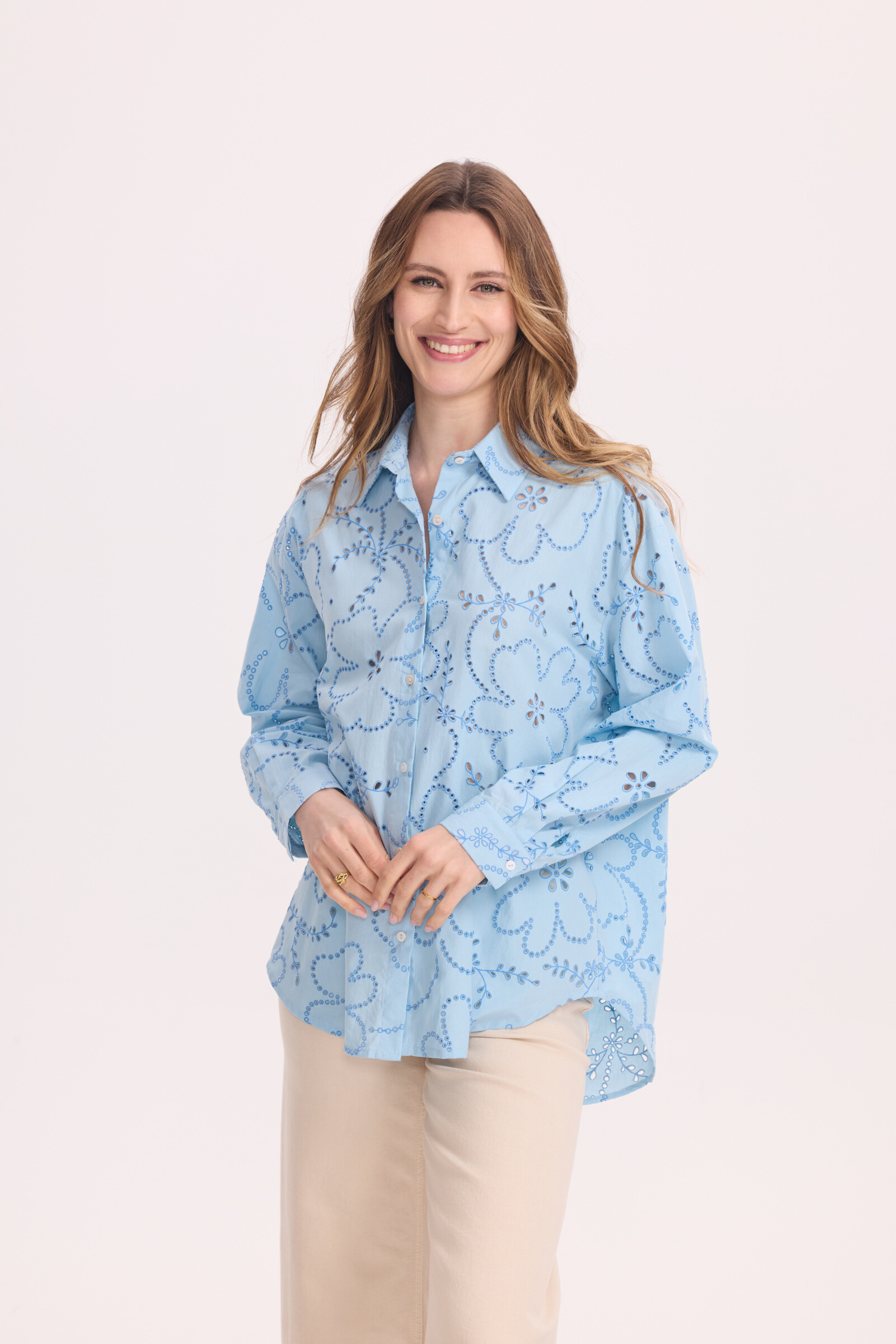 Wholesaler KY CREATION - Two -color flower pattern shirt