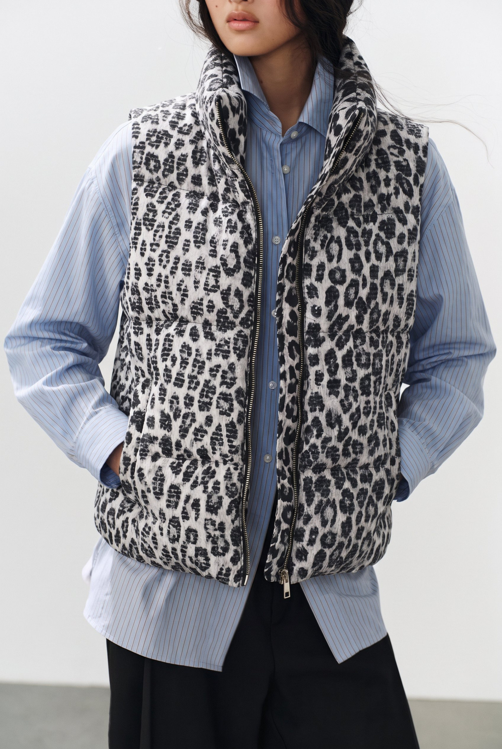 Wholesaler KY CREATION - Leopard sequin sleeveless puffer vest