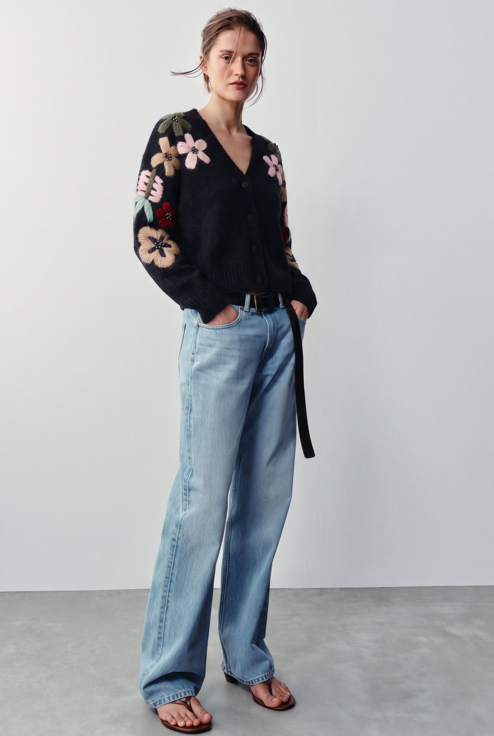 Wholesaler KY CREATION - Cardigan with hand-embroidered flower on the sleeves