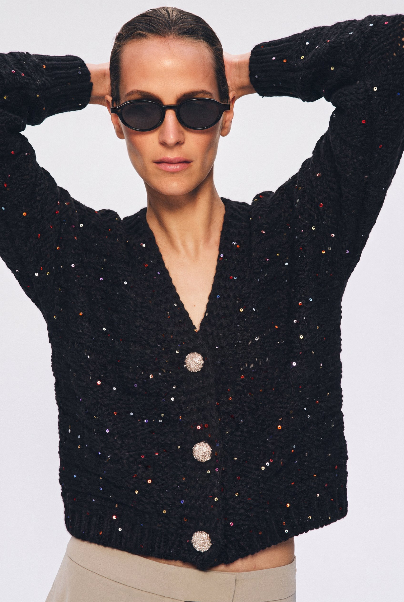 Wholesaler KY CREATION - Chunky knit cardigan with sequins