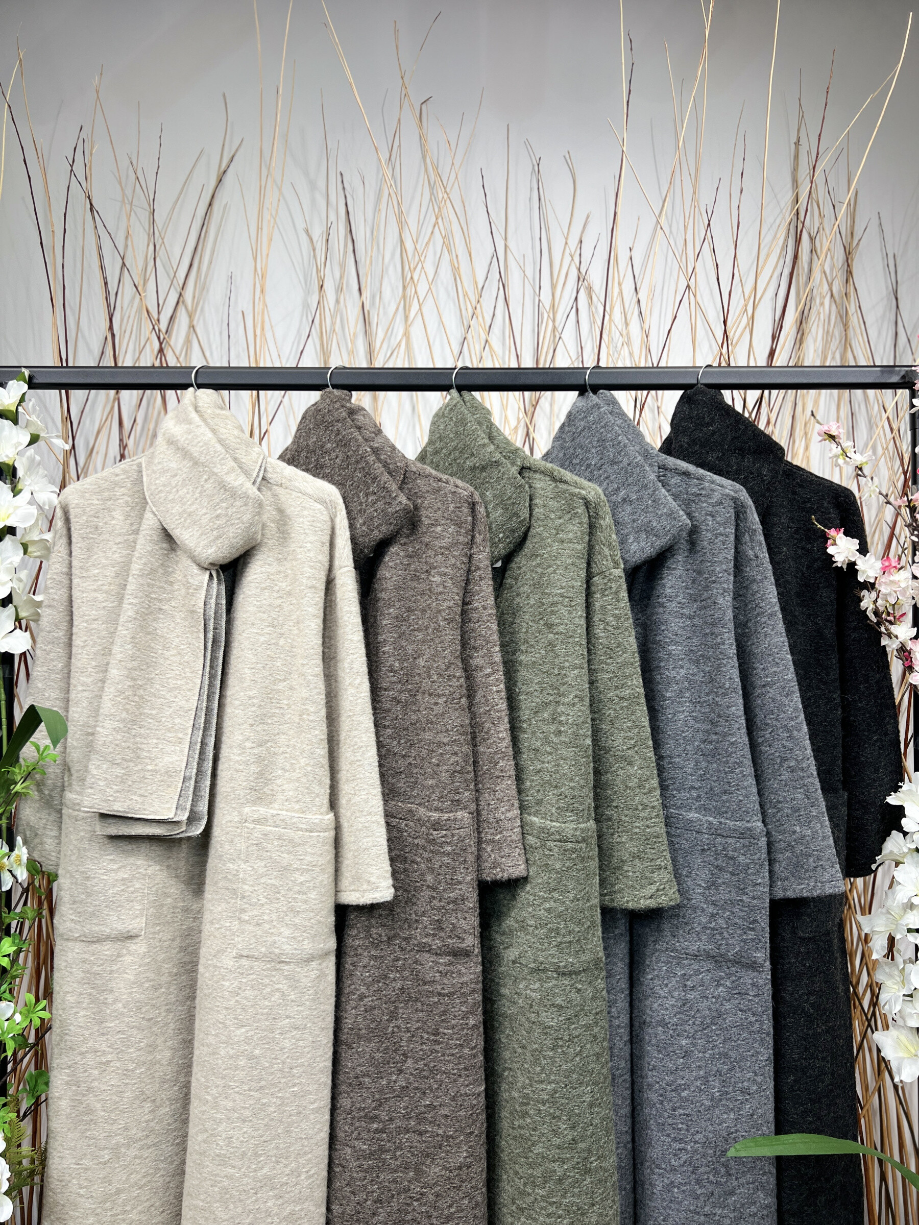 Wholesaler L'Emotion - Long Coats & Scarf Functional Pockets Wool & Cotton Size 38-48