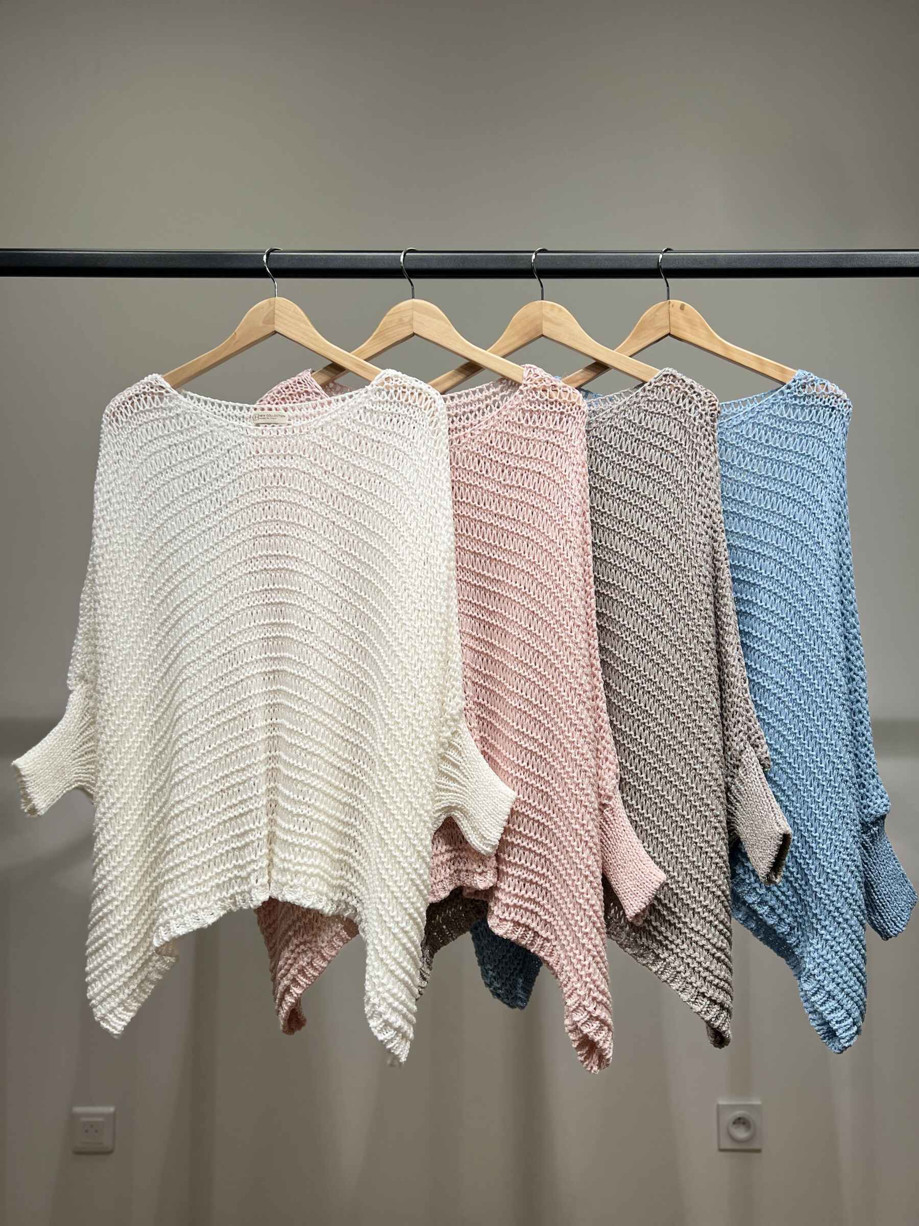 Grossista L'Emotion - Maglione a maglia larga con manica a pipistrello e lurex in viscosa