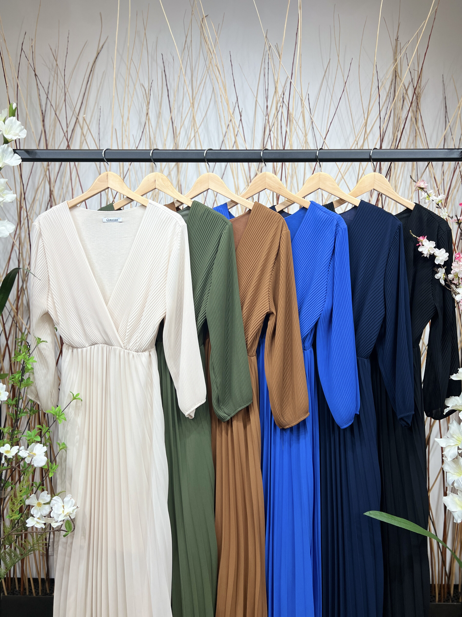 Wholesaler L'Emotion - Polyester heart cover dress viscose and elastane lining