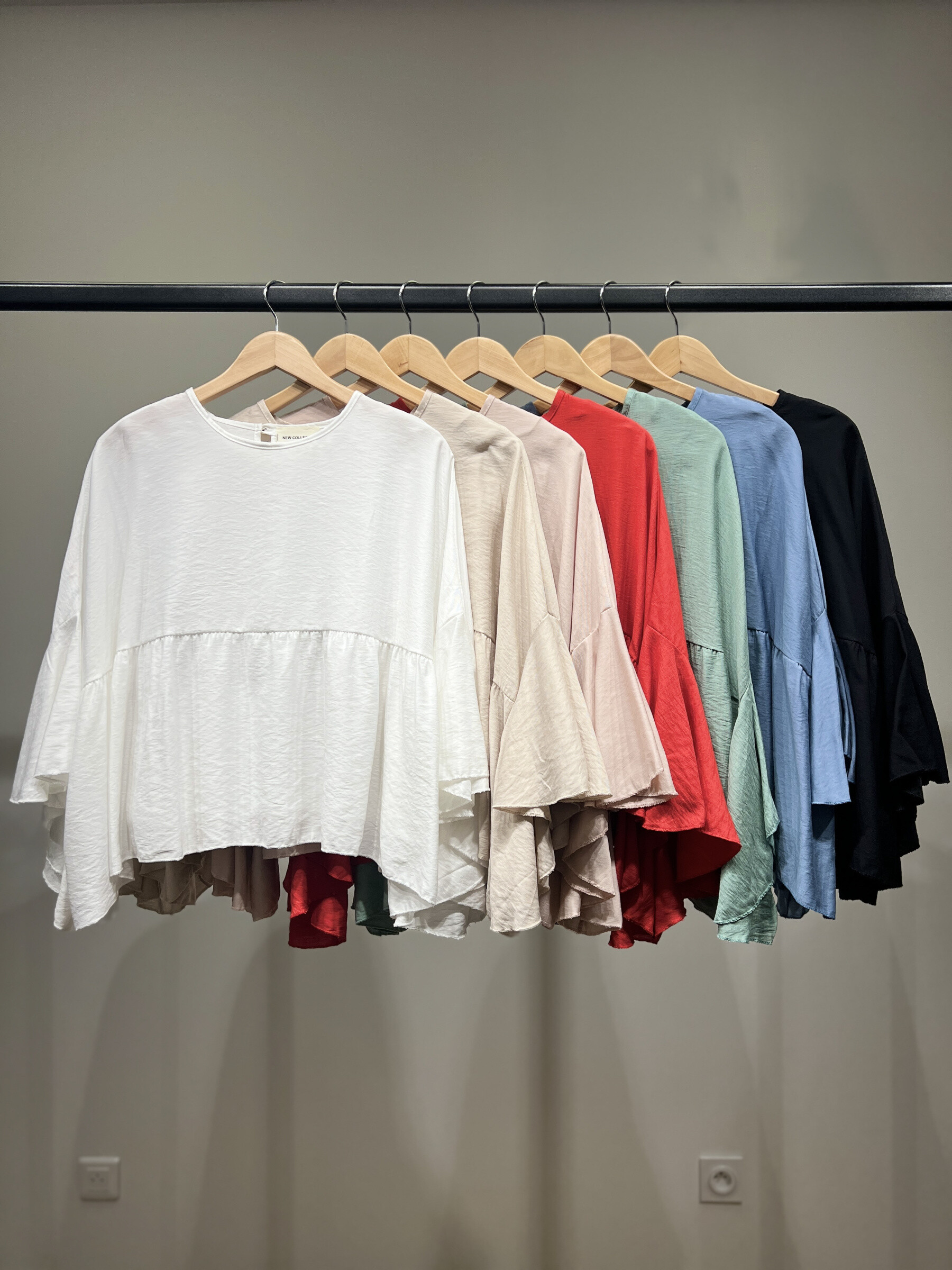 Wholesaler L'Emotion - 03356082