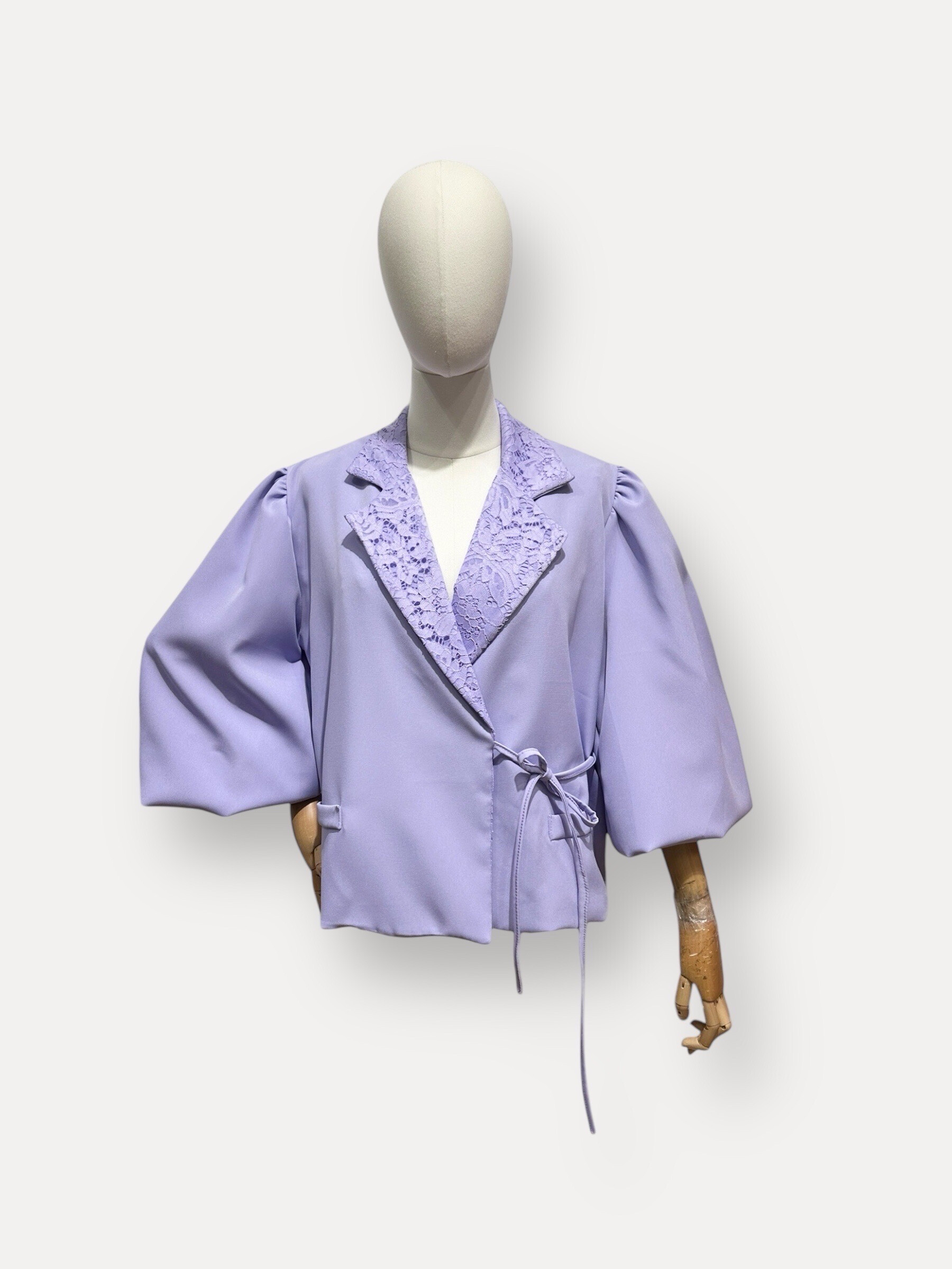 Wholesaler L'ESSENTIEL - Short jacket blazer cache with 3/4 sleeve with lace collar