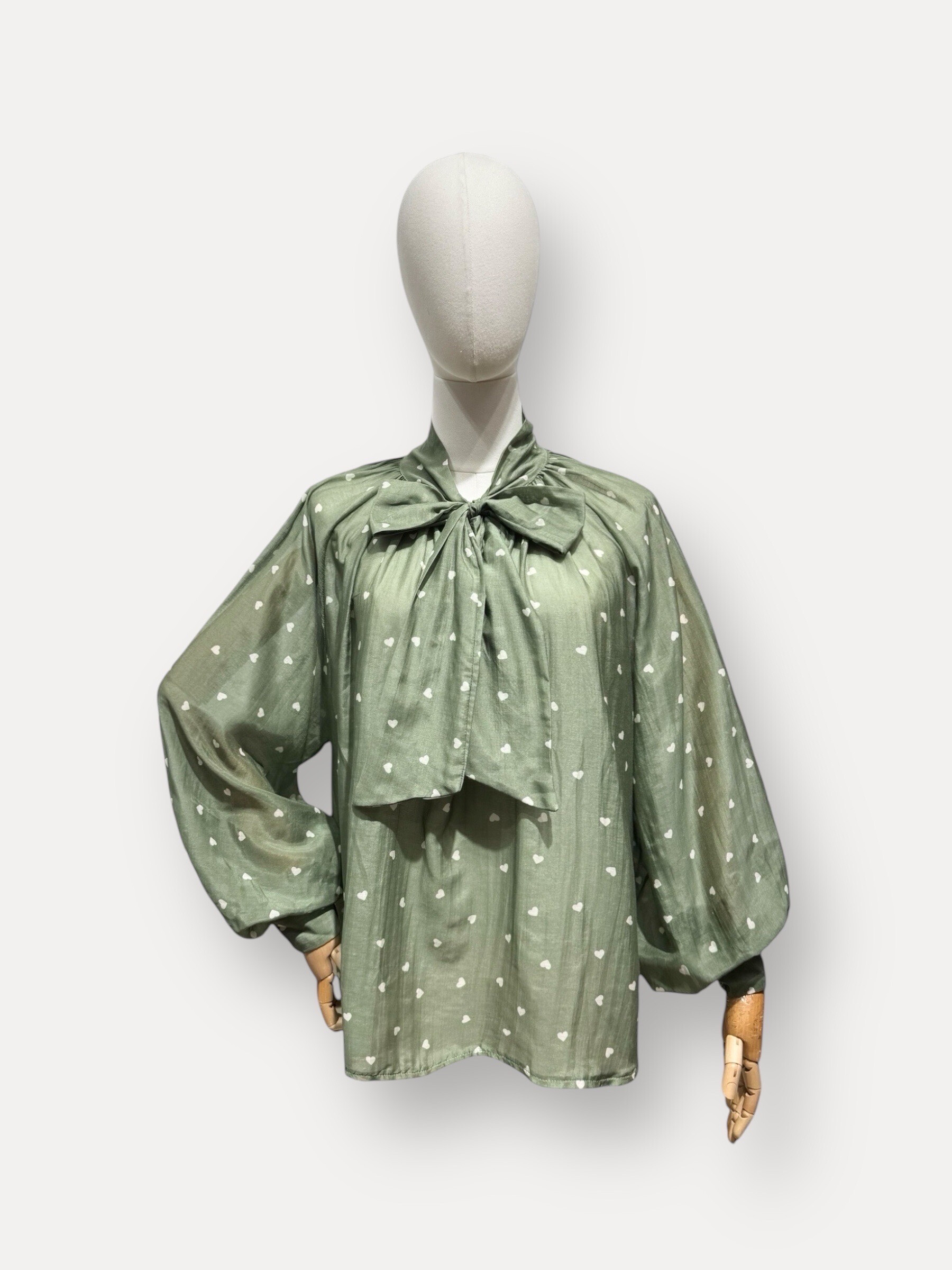 Wholesaler L'ESSENTIEL - Silk and long -sleeved cotton blouse with heart printed