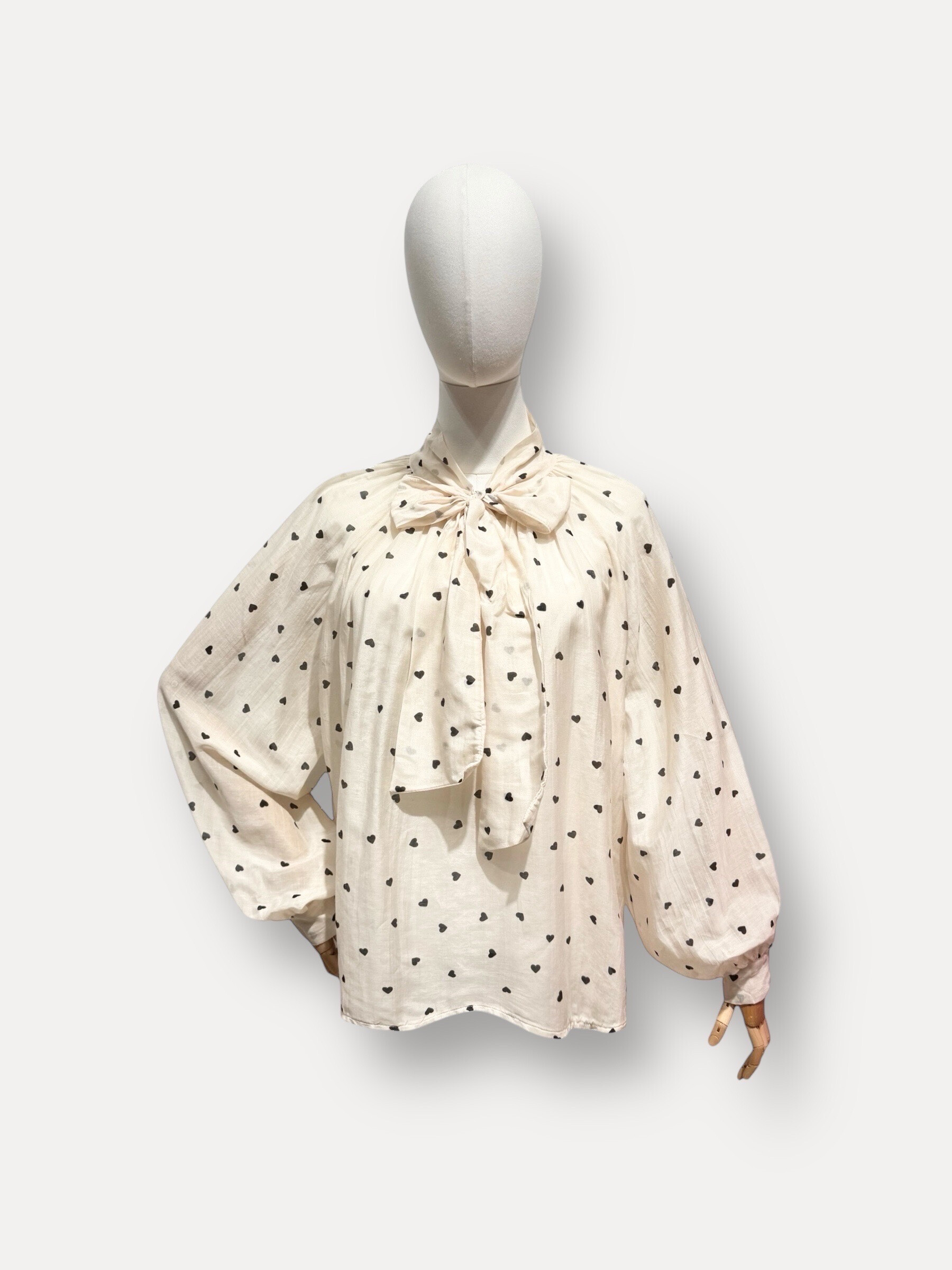 Wholesaler L'ESSENTIEL - Silk and long -sleeved cotton blouse with heart printed