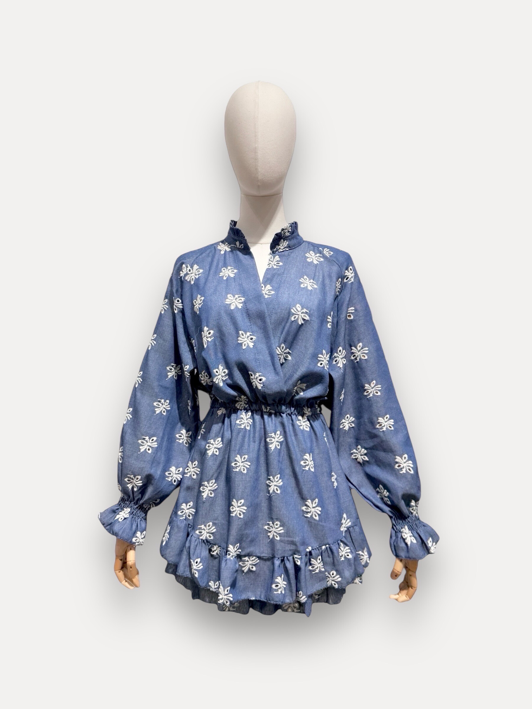 Wholesaler L'ESSENTIEL - DANY Long Sleeve Short Jumpsuit With Floral Embroidery