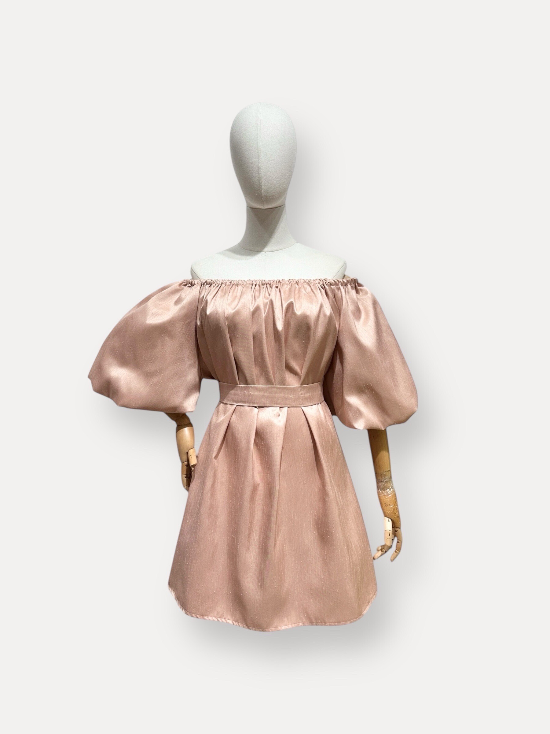 Wholesaler L'ESSENTIEL - Short puffing short -sleeved dress with Bardot collar