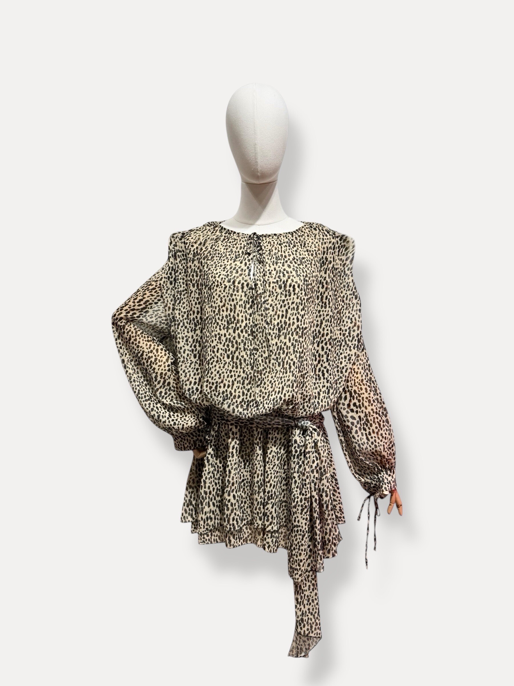 Wholesaler L'ESSENTIEL - Short dress with long and light sleeve with leopard pattern