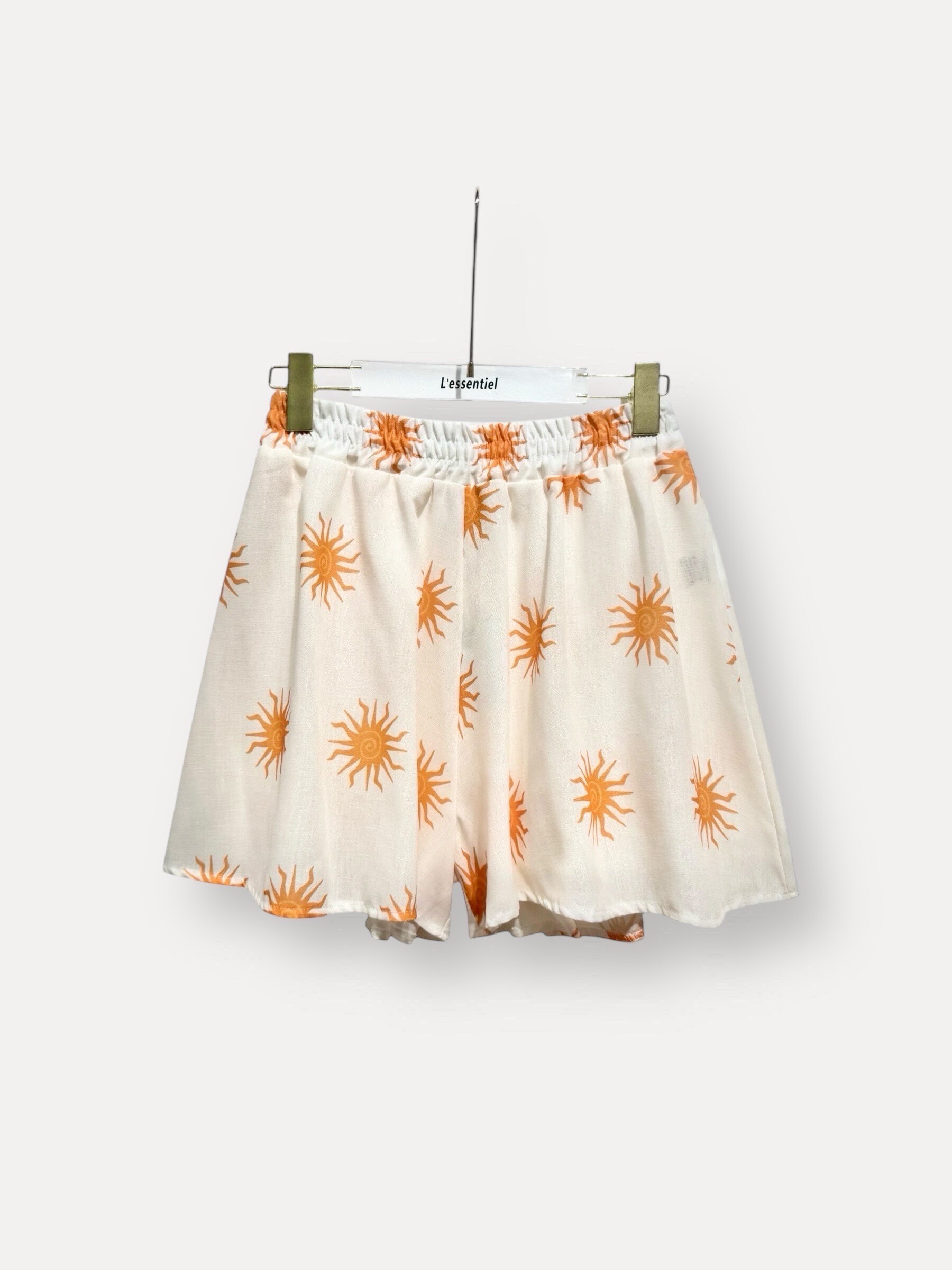 Wholesaler L'ESSENTIEL - Short Linen A look with sun pattern
