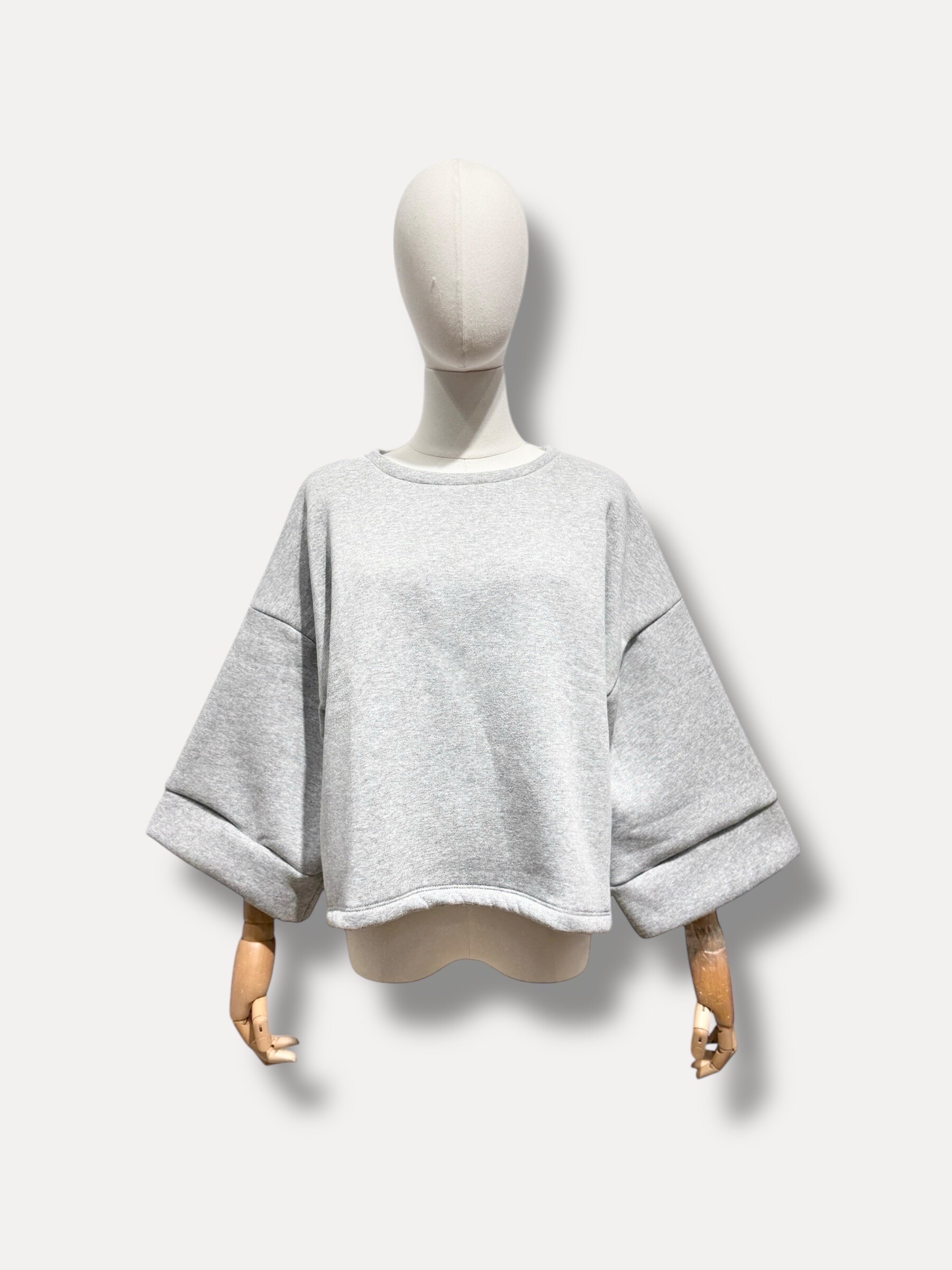 Wholesaler L'ESSENTIEL - Simple Short Plain Sweatshirt With 7/8 Sleeves