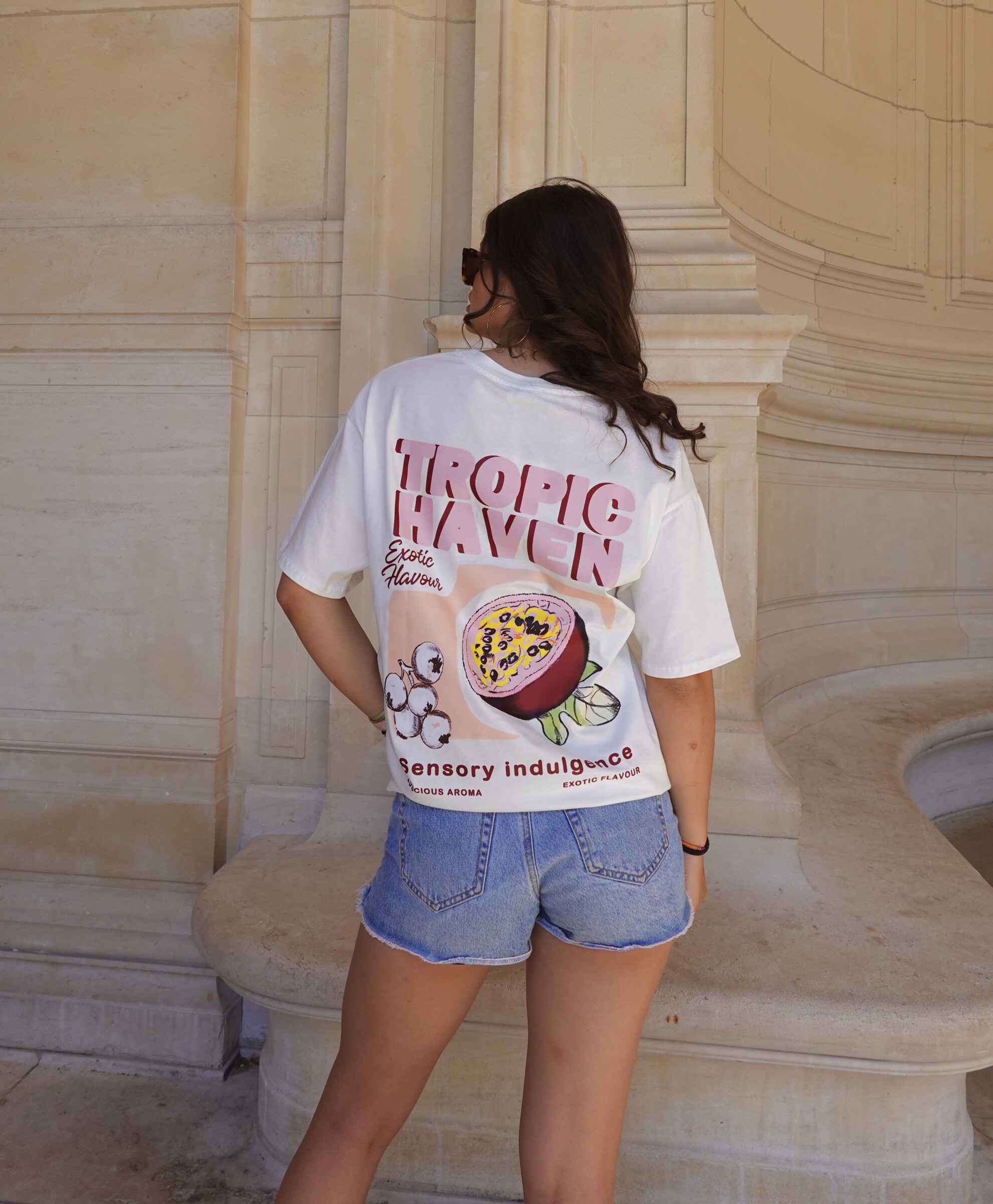 Grossiste L'ESSENTIEL - T-Shirt TROPIC HAVEN À Manches Courtes Avec Motif Passion Fruit