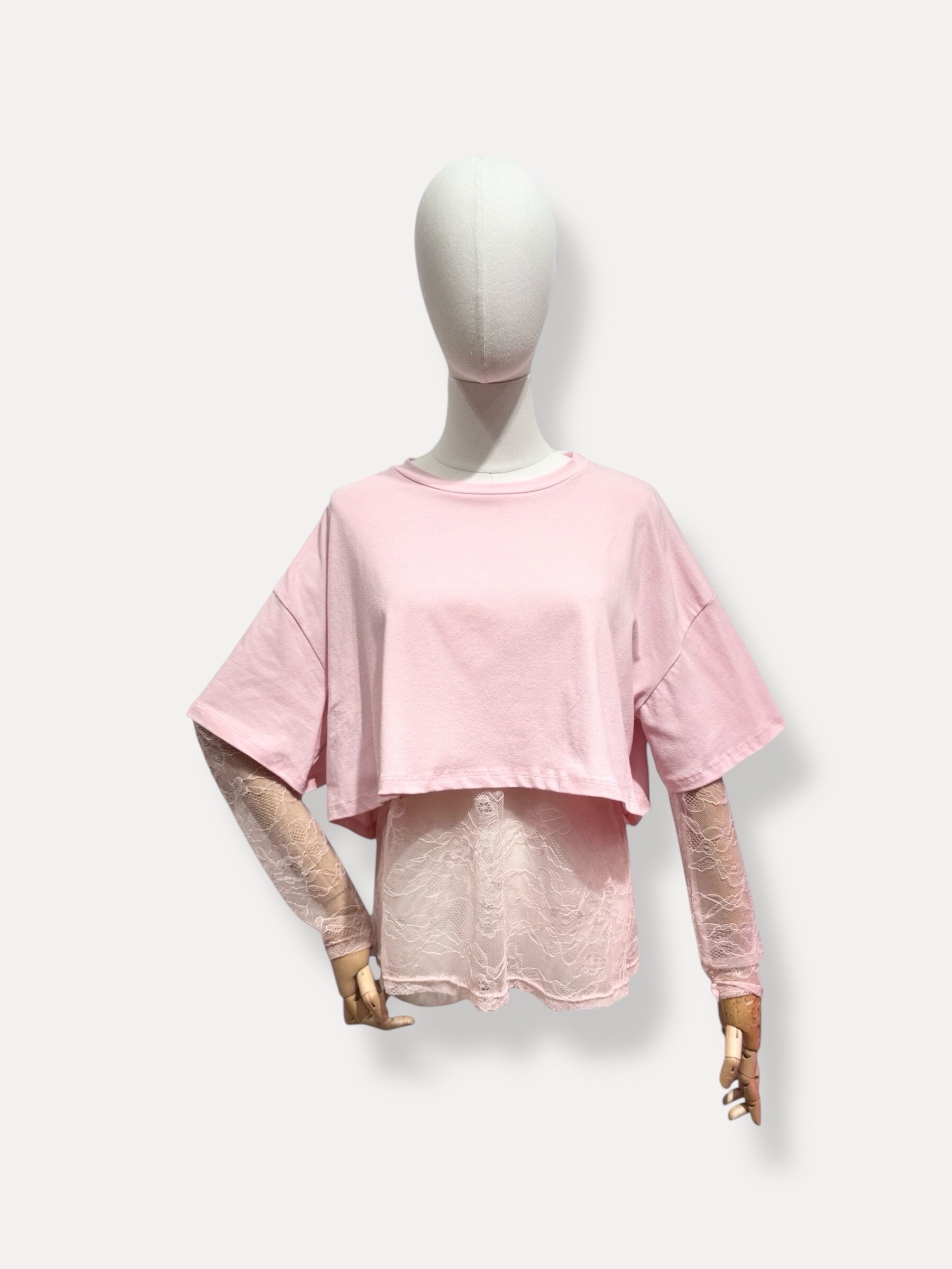 Großhändler L'ESSENTIEL - Uni Crop T-Shirt mit Spitzenärmelen