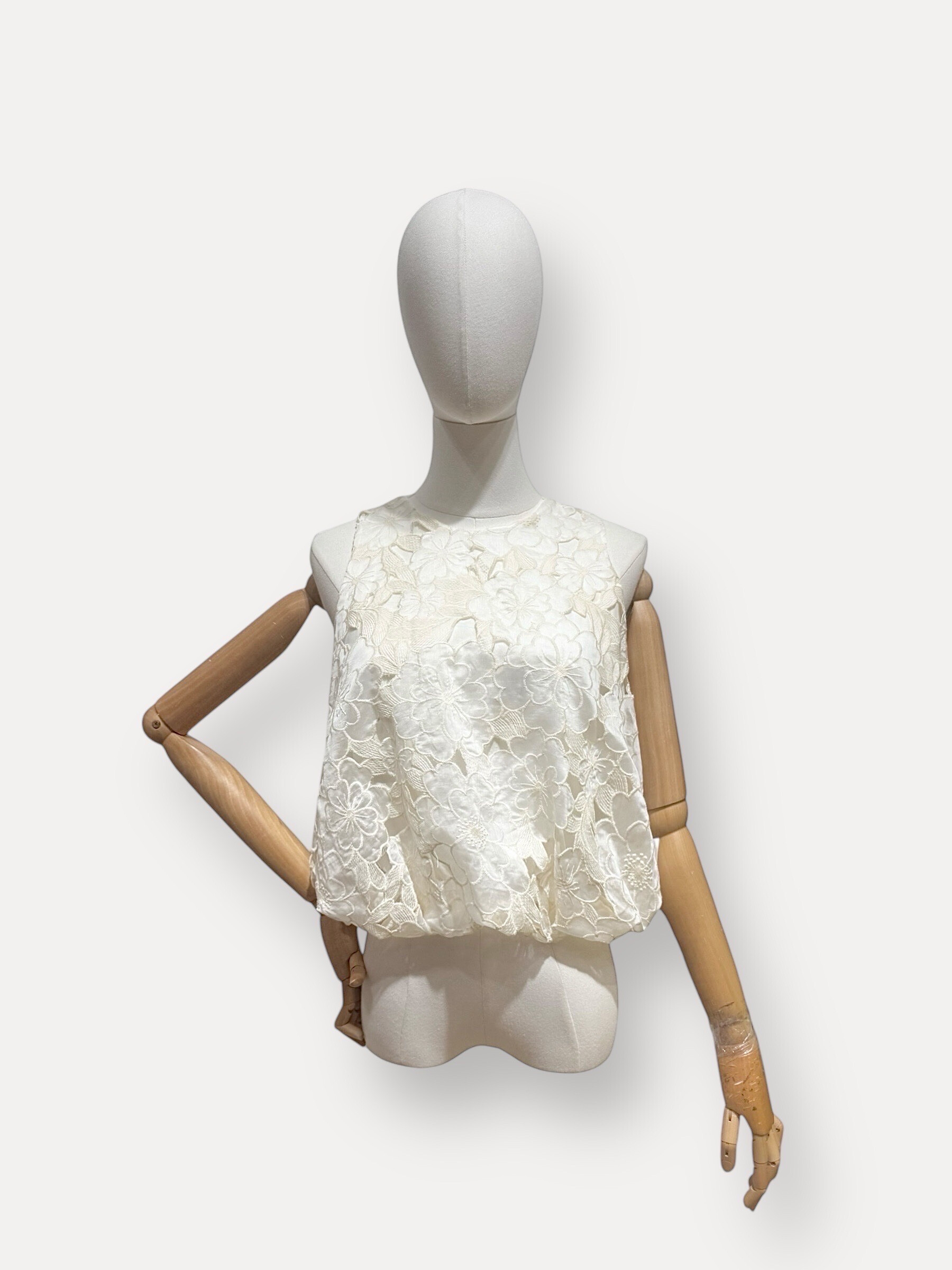 Wholesaler L'ESSENTIEL - Top Odetta Without sleeve with flower patterns