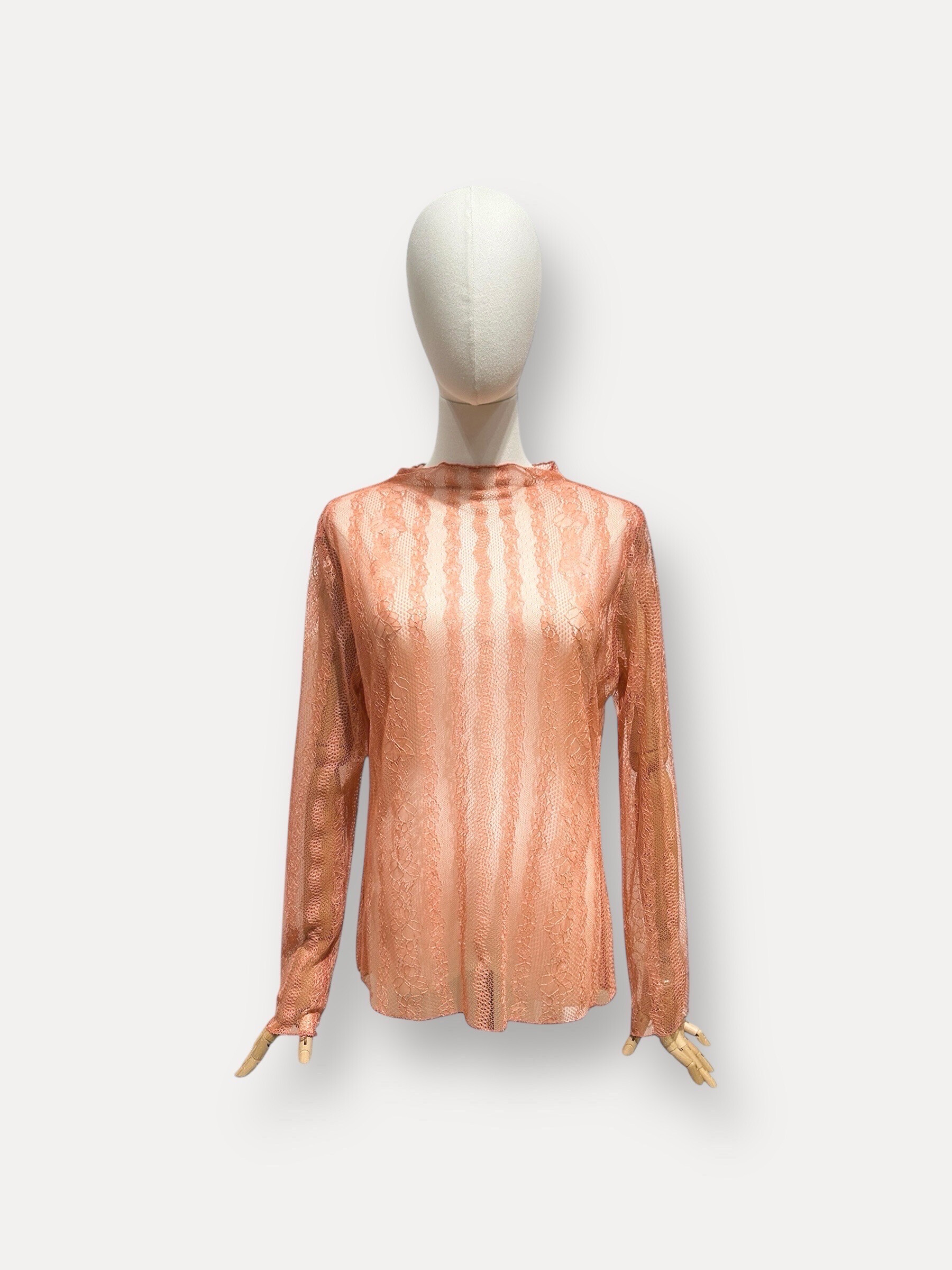 Wholesaler L'ESSENTIEL - Top with long lace sleeves