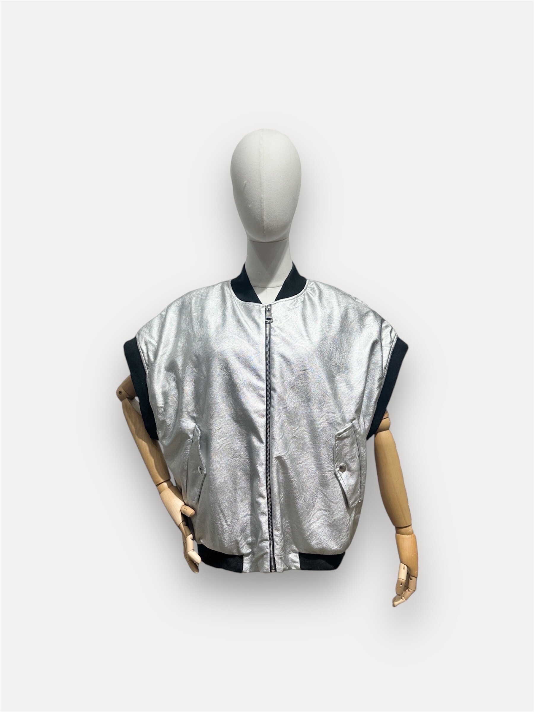 Grossiste L'ESSENTIEL - Veste En Cuir Métallique À Manches Courtes Avec Zip