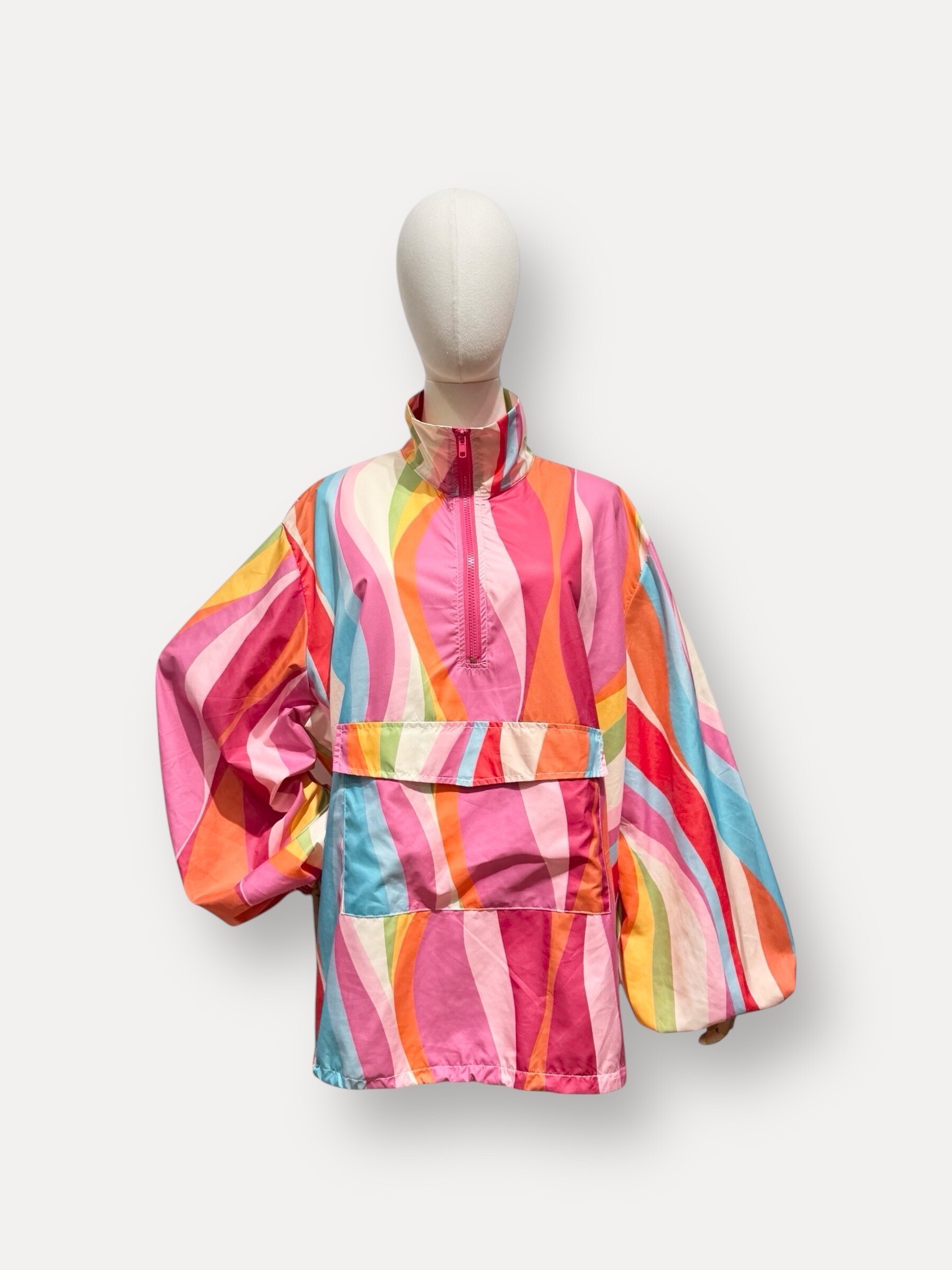 Großhändler L'ESSENTIEL - Lange wasserdichte Jacke mit langen Ärmeln mit vorderer Tasche