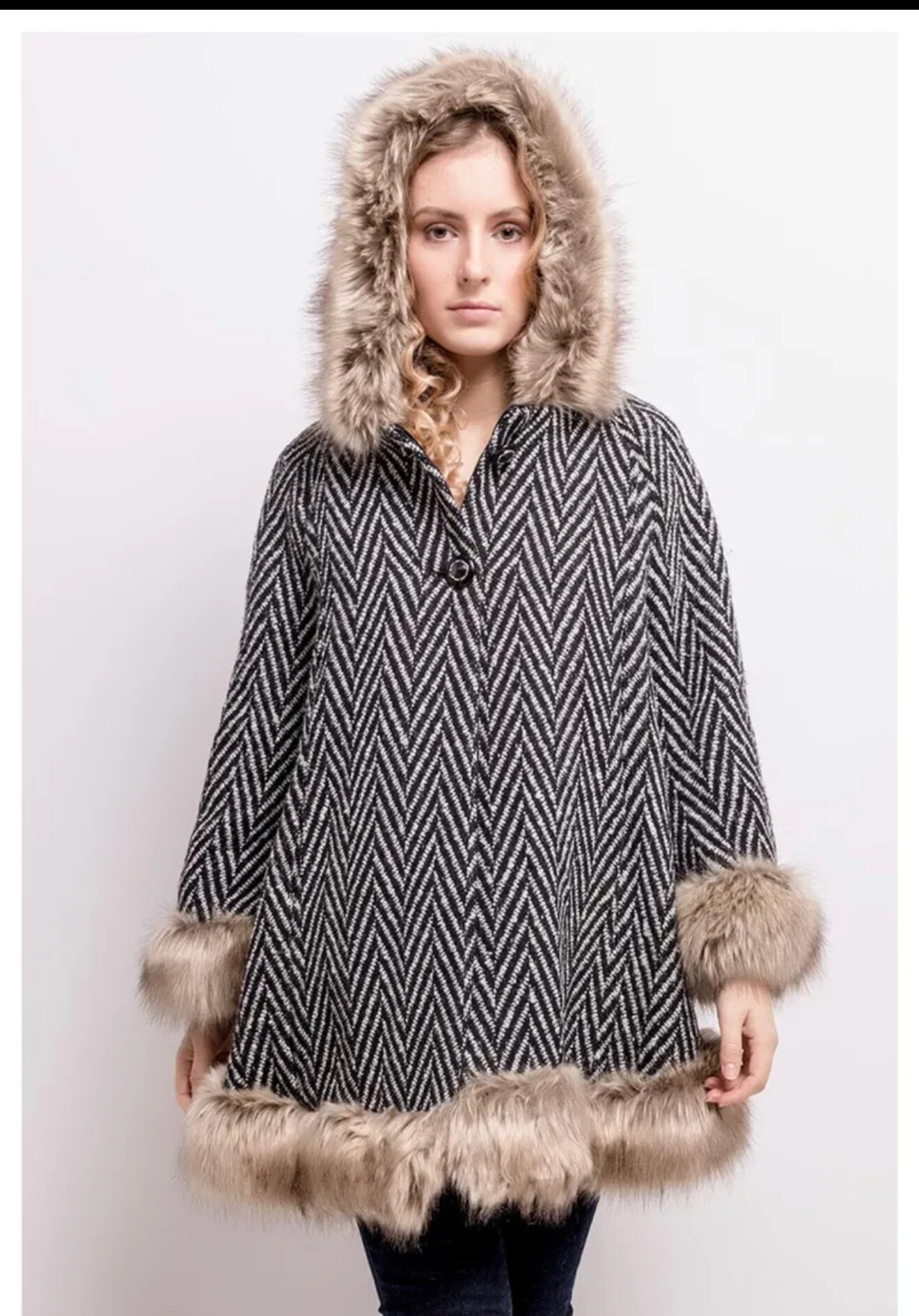Wholesaler L.Steven - Coat in herringbone