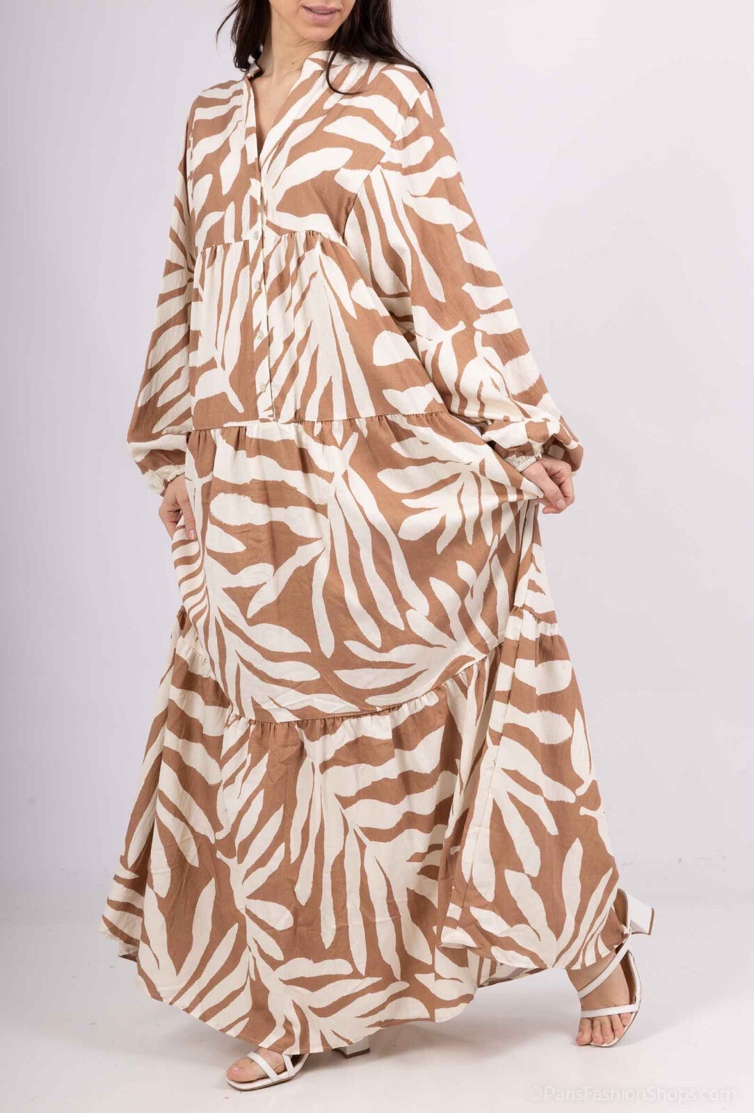 Wholesaler L8 - Long dress print zebra collar mao size sm and lxl, the model measures 1’75cm