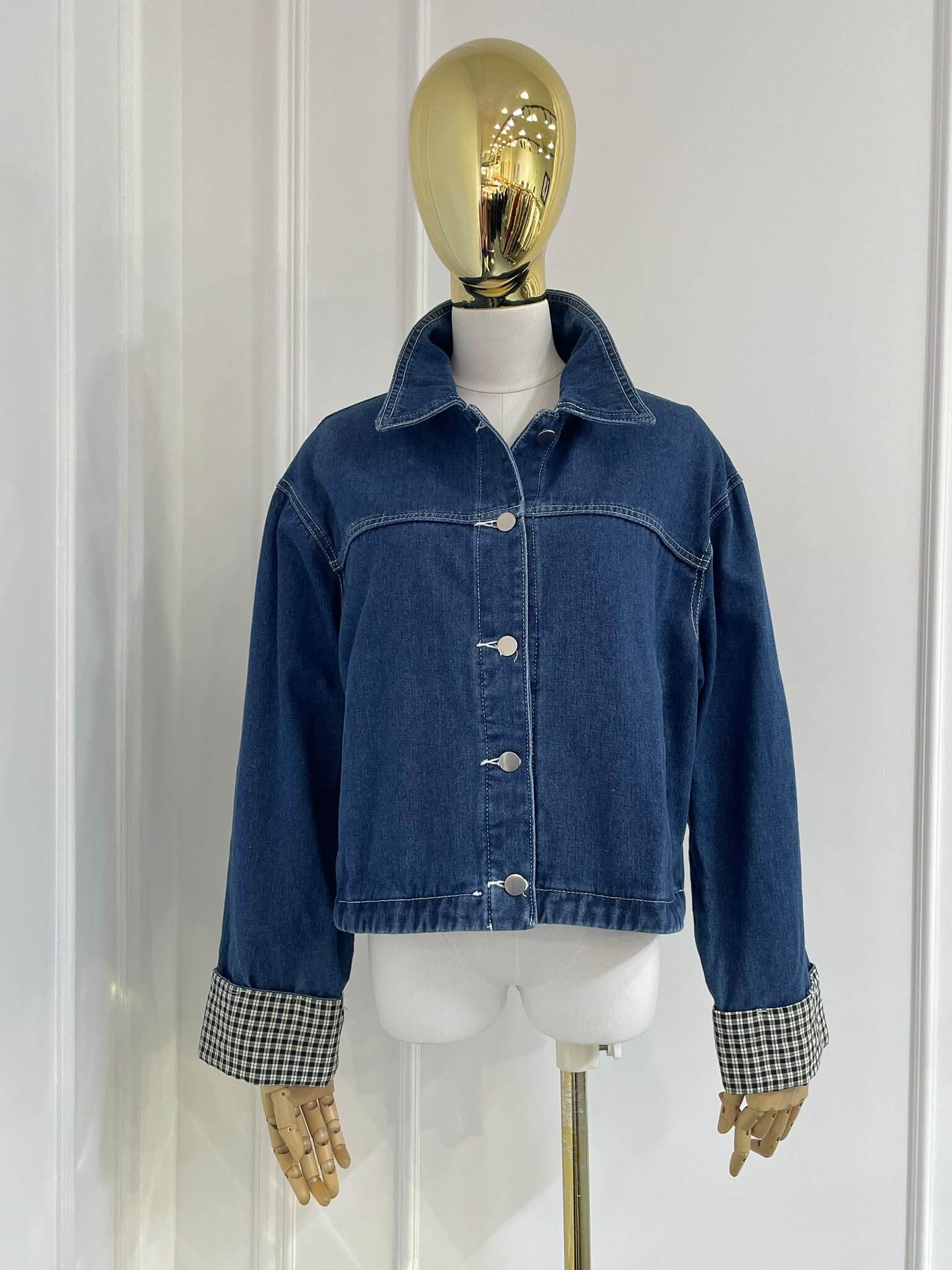 Großhändler L8 - Damen-Jeansjacke mit Vichy-Karomanschetten