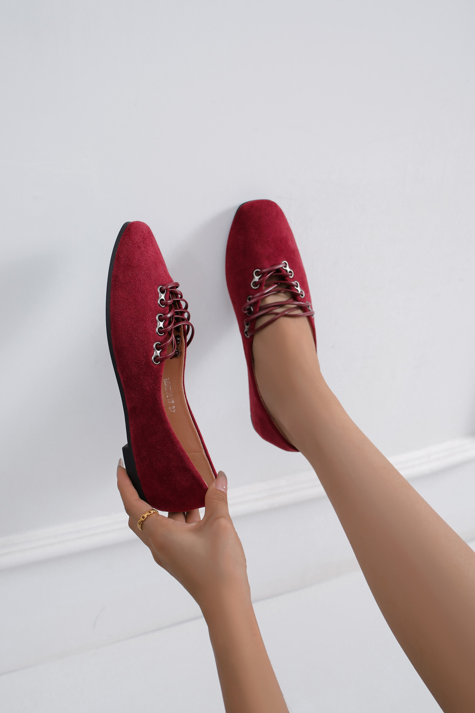 Wholesaler La Bottine souriante - Suede ballet flats with lace-up