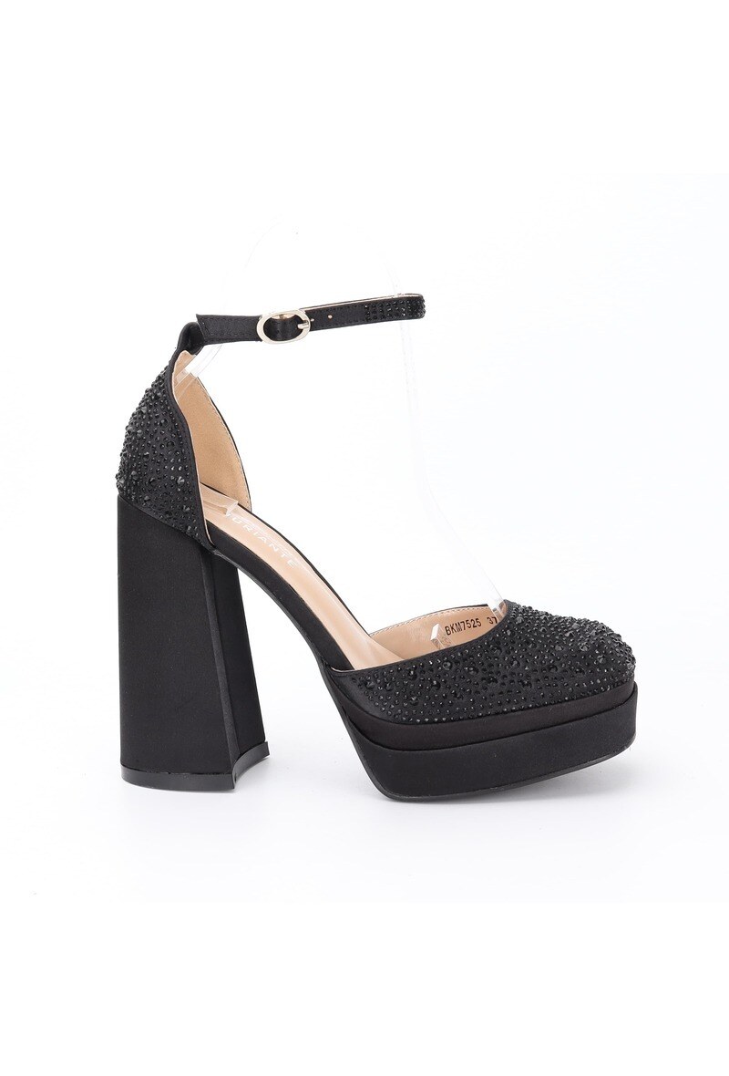 Wholesaler La Bottine souriante - Satin pumps