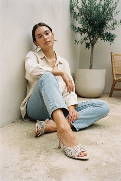 Grossista La Bottine souriante - Mules con tacco da donna Grossista La Bottine souriante - Mules con tacco da donna