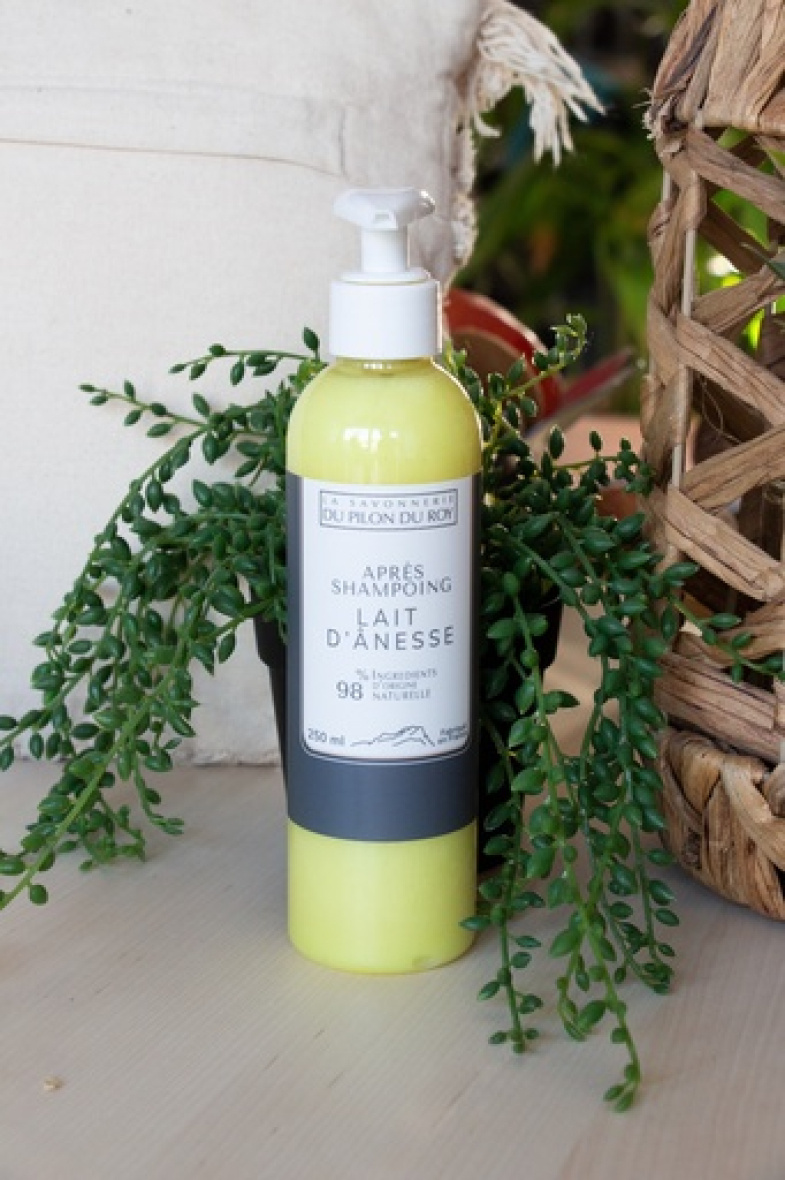 Mayorista LA SAVONNERIE DU PILON DU ROY - Acondicionador con leche de burra 250 ml