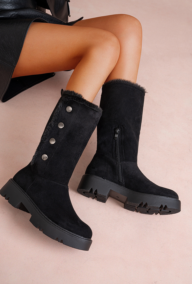 Wholesaler Lady Glory - Winter boots with decorative buttons