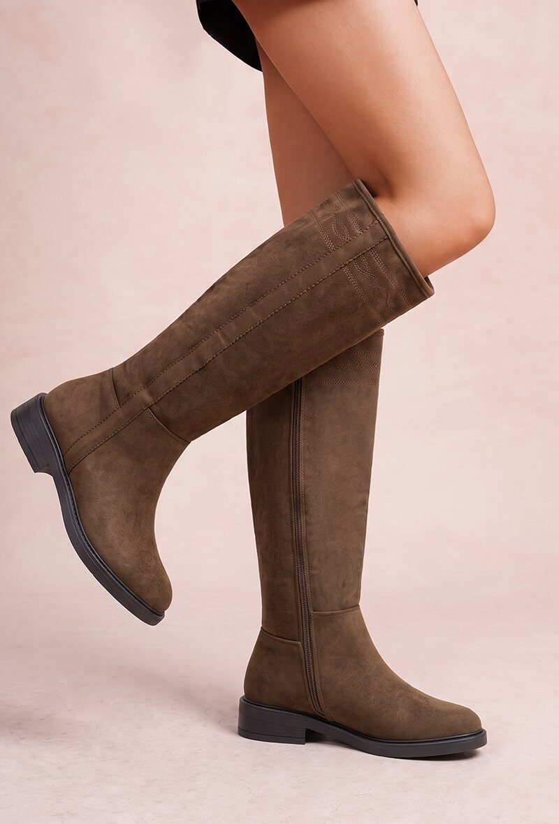 Grossiste Lady Glory - Bottes Hautes Style Cavalier en Suédine avec Broderies Géométriques (Réf: LH206)